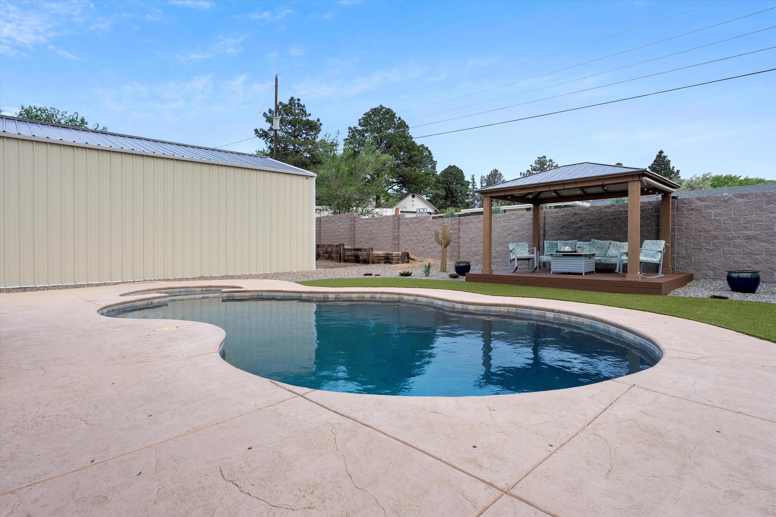 830 Stagecoach Road SE