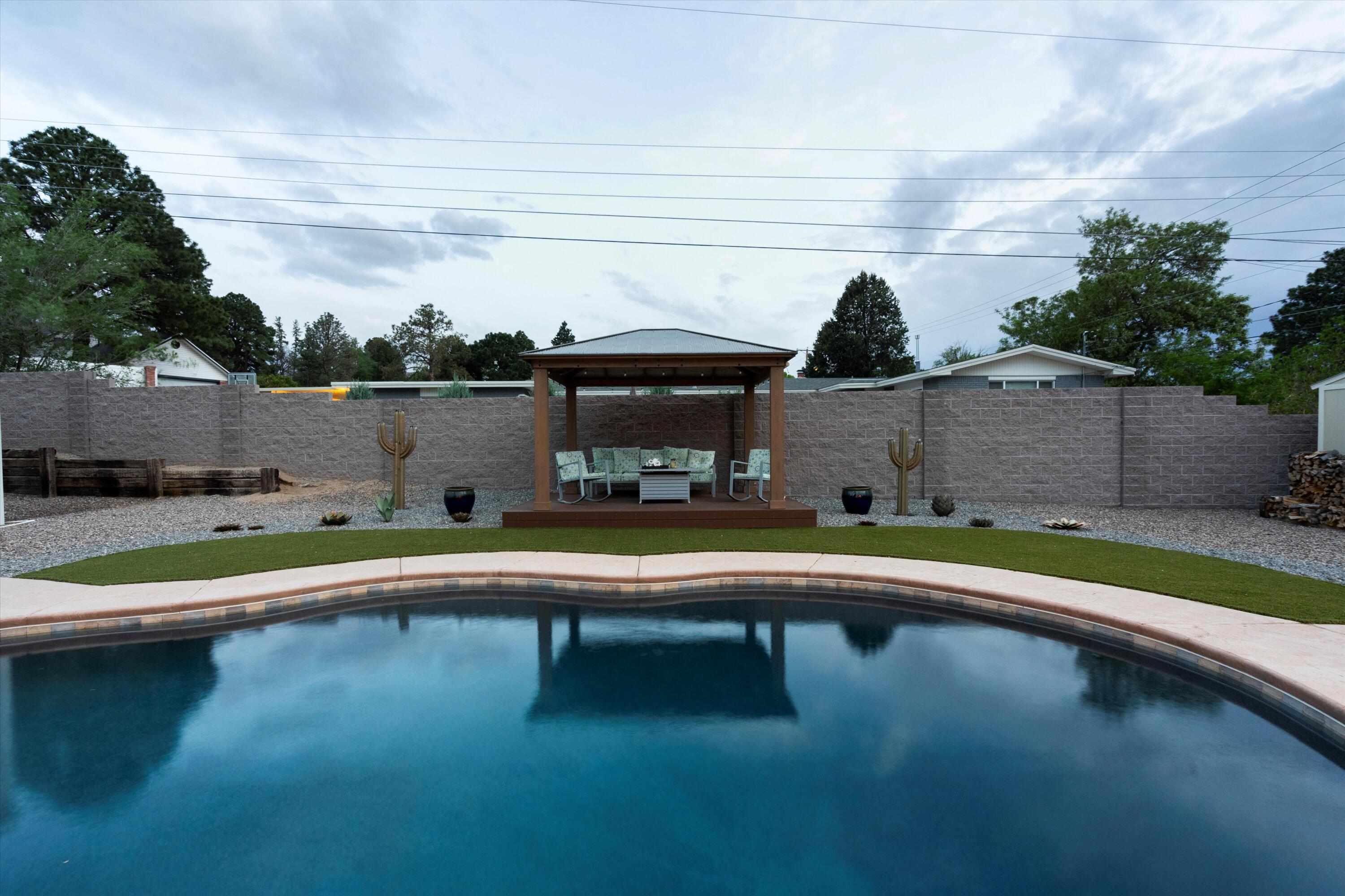 830 Stagecoach Road SE