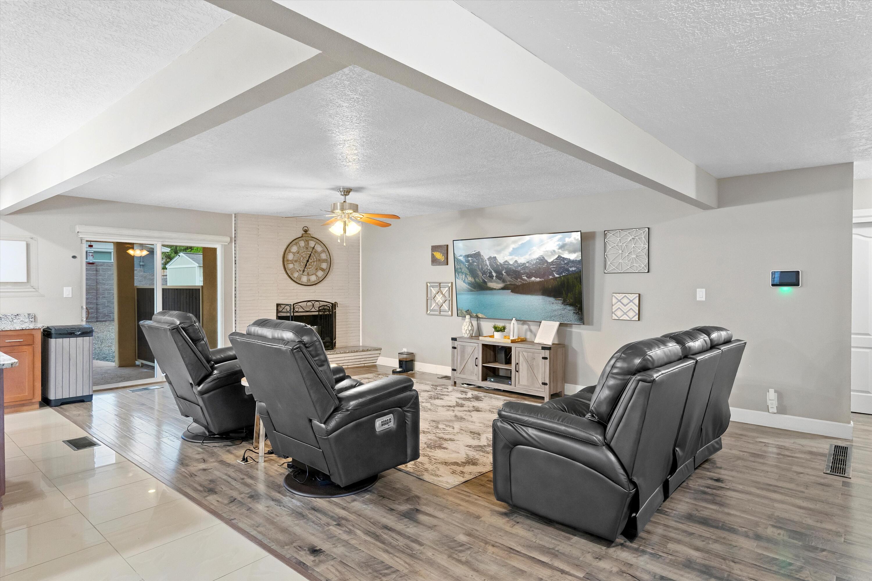 830 Stagecoach Road SE