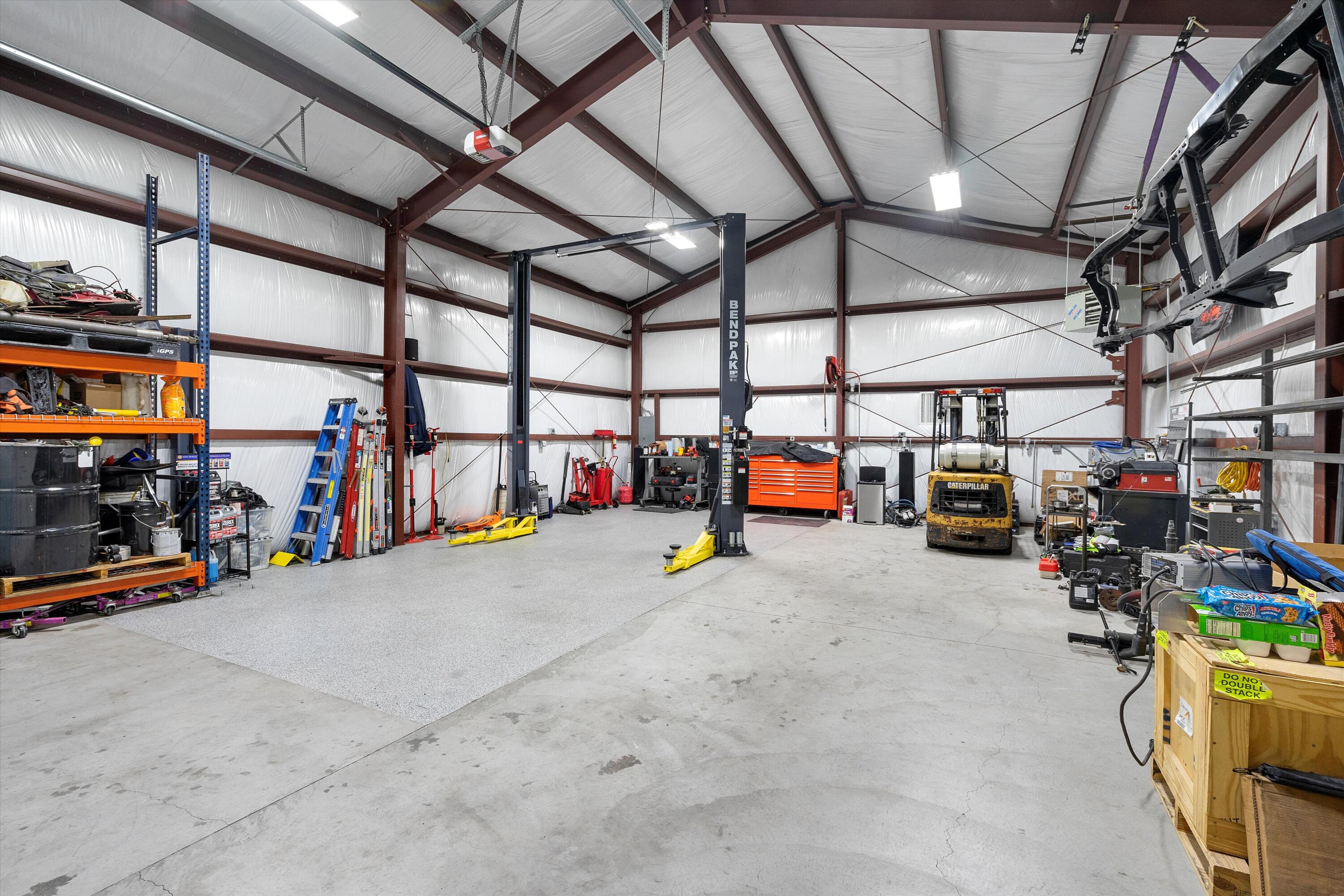 830 Stagecoach Road SE