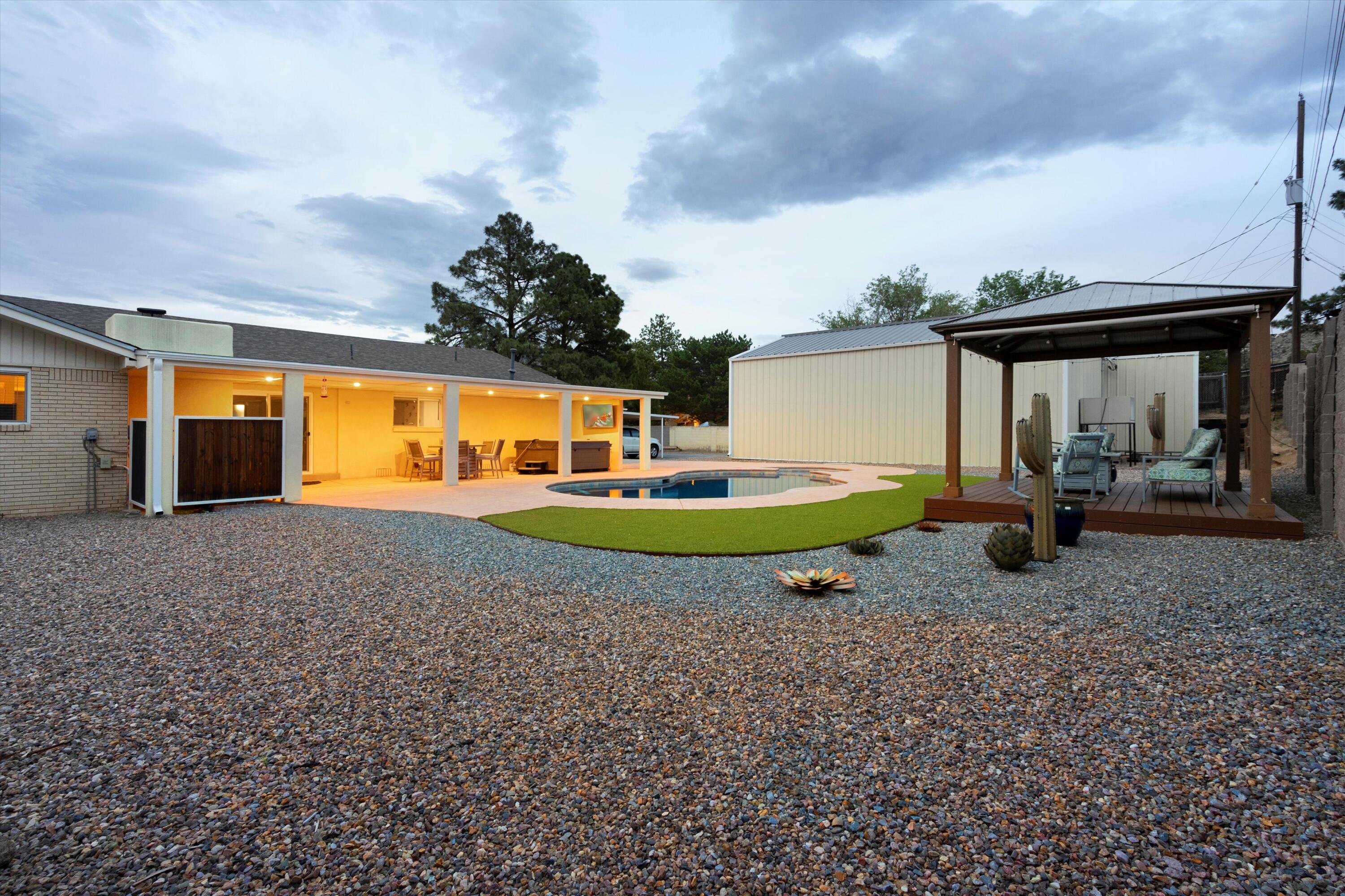 830 Stagecoach Road SE