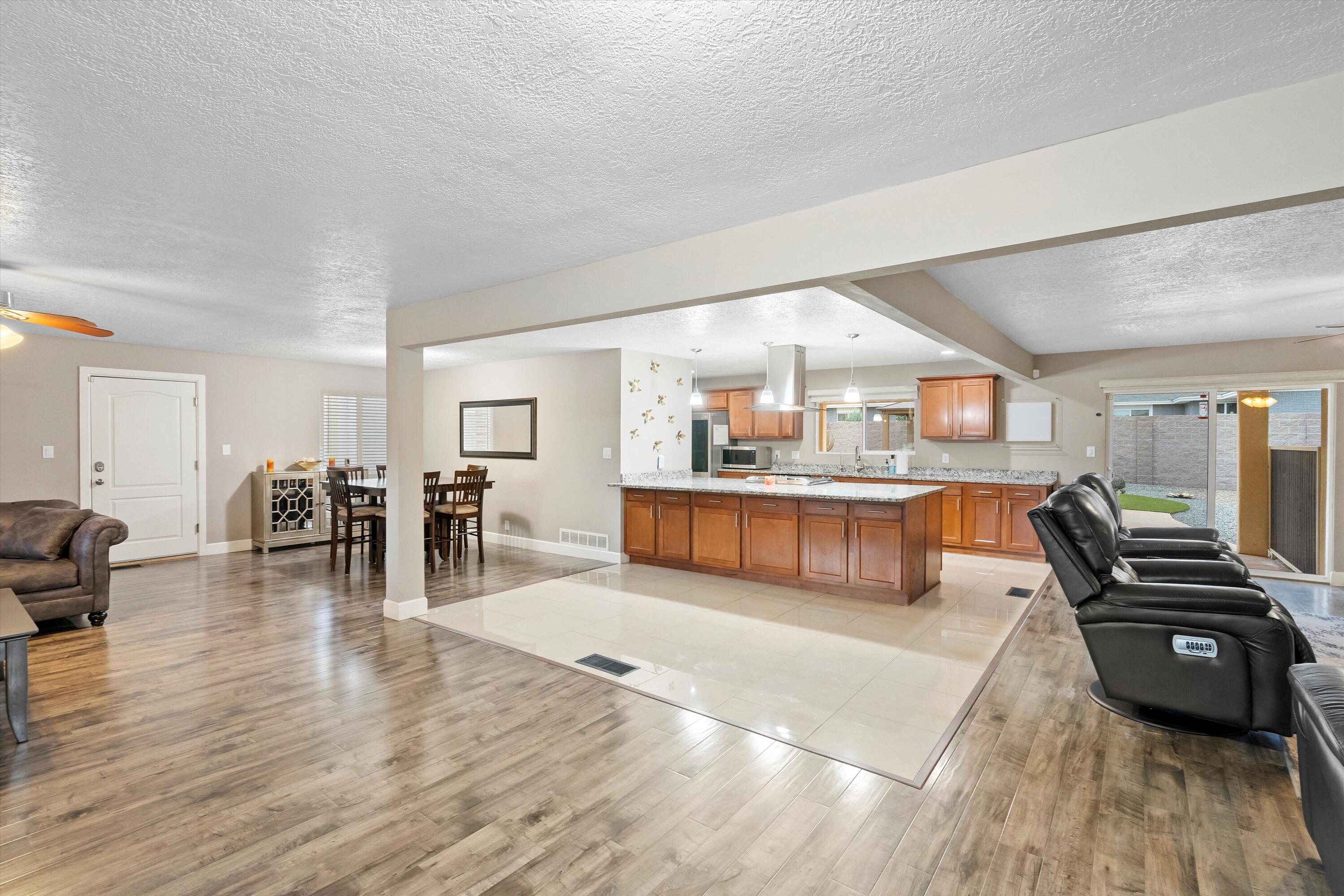 830 Stagecoach Road SE