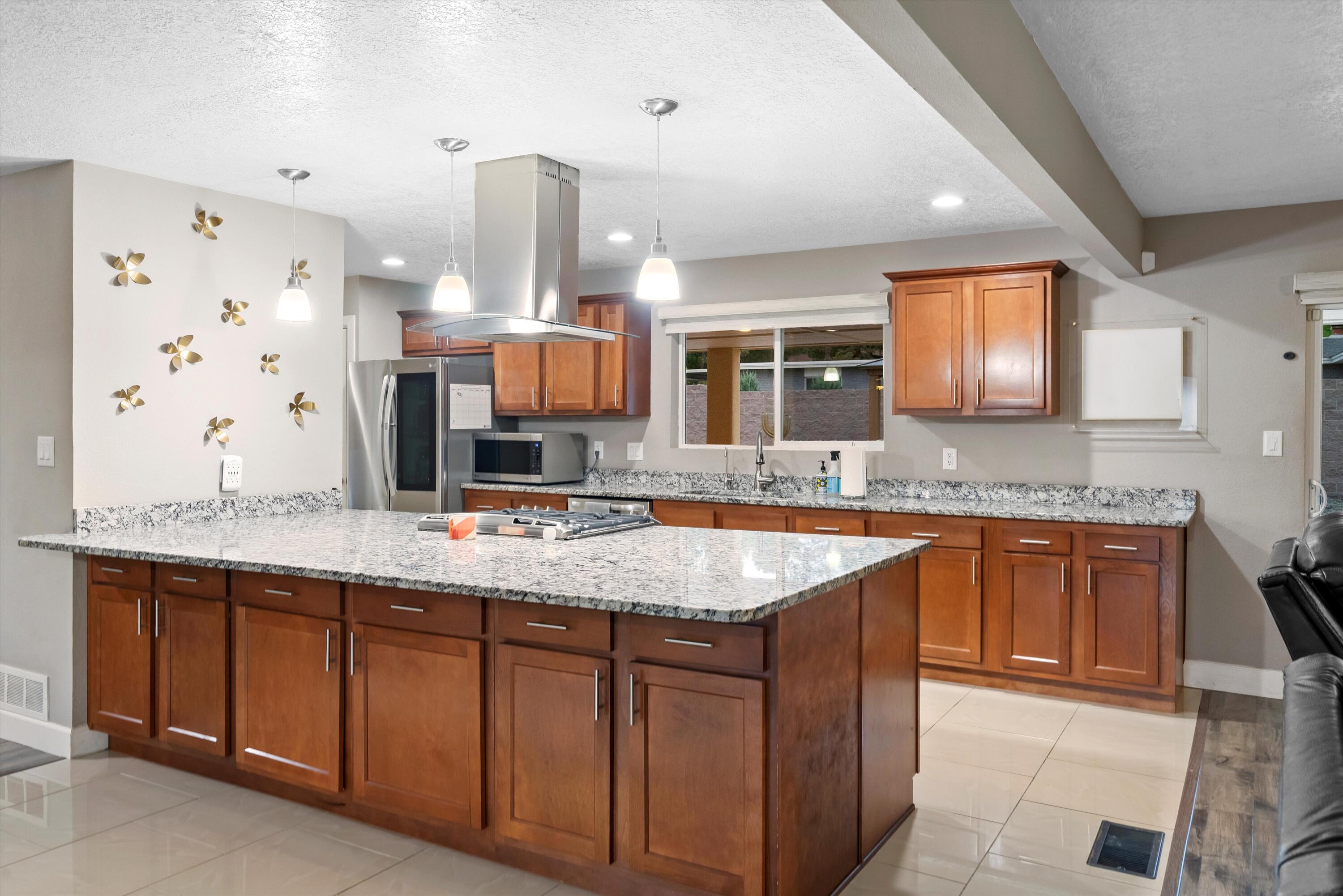 830 Stagecoach Road SE