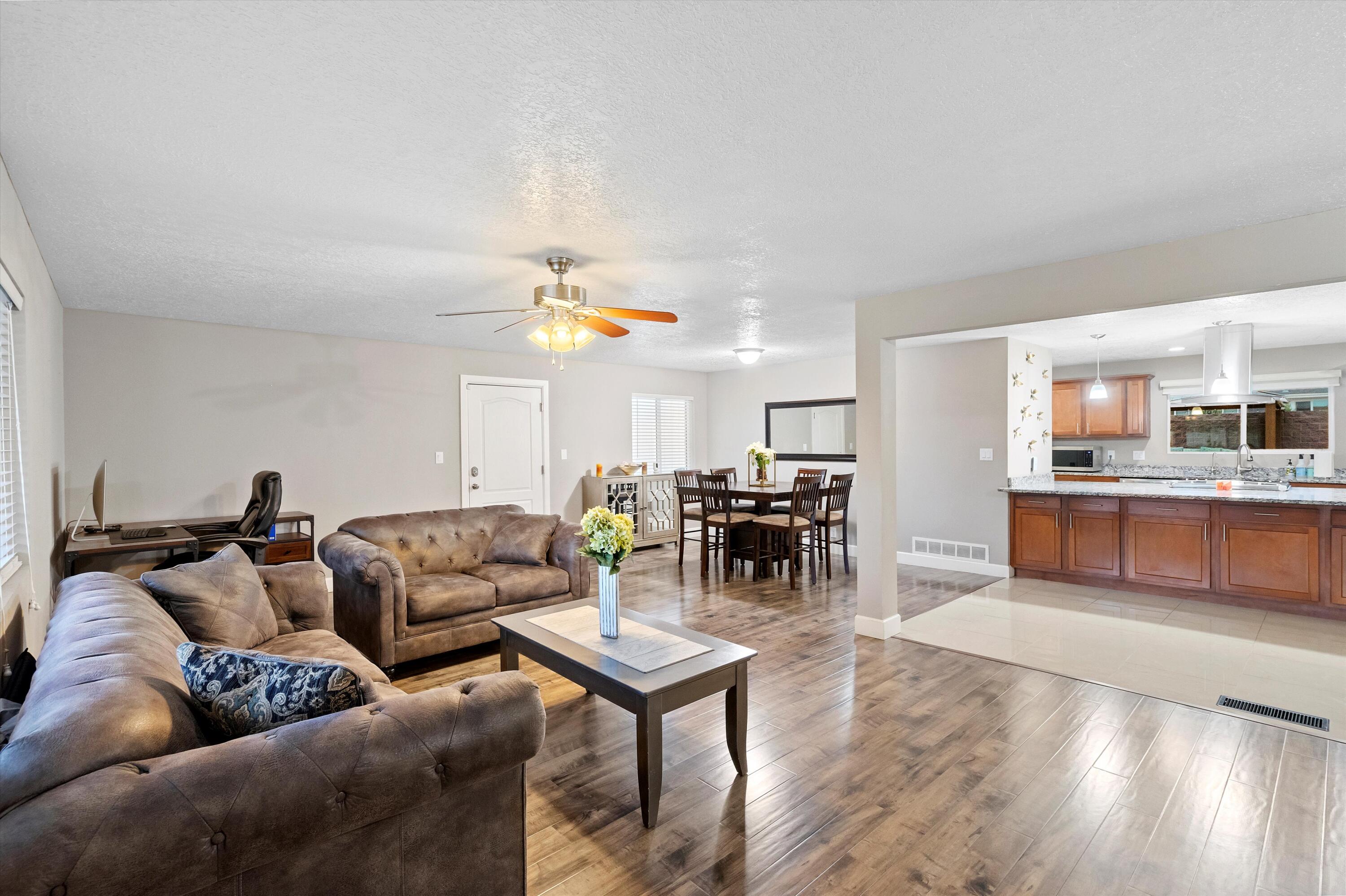 830 Stagecoach Road SE