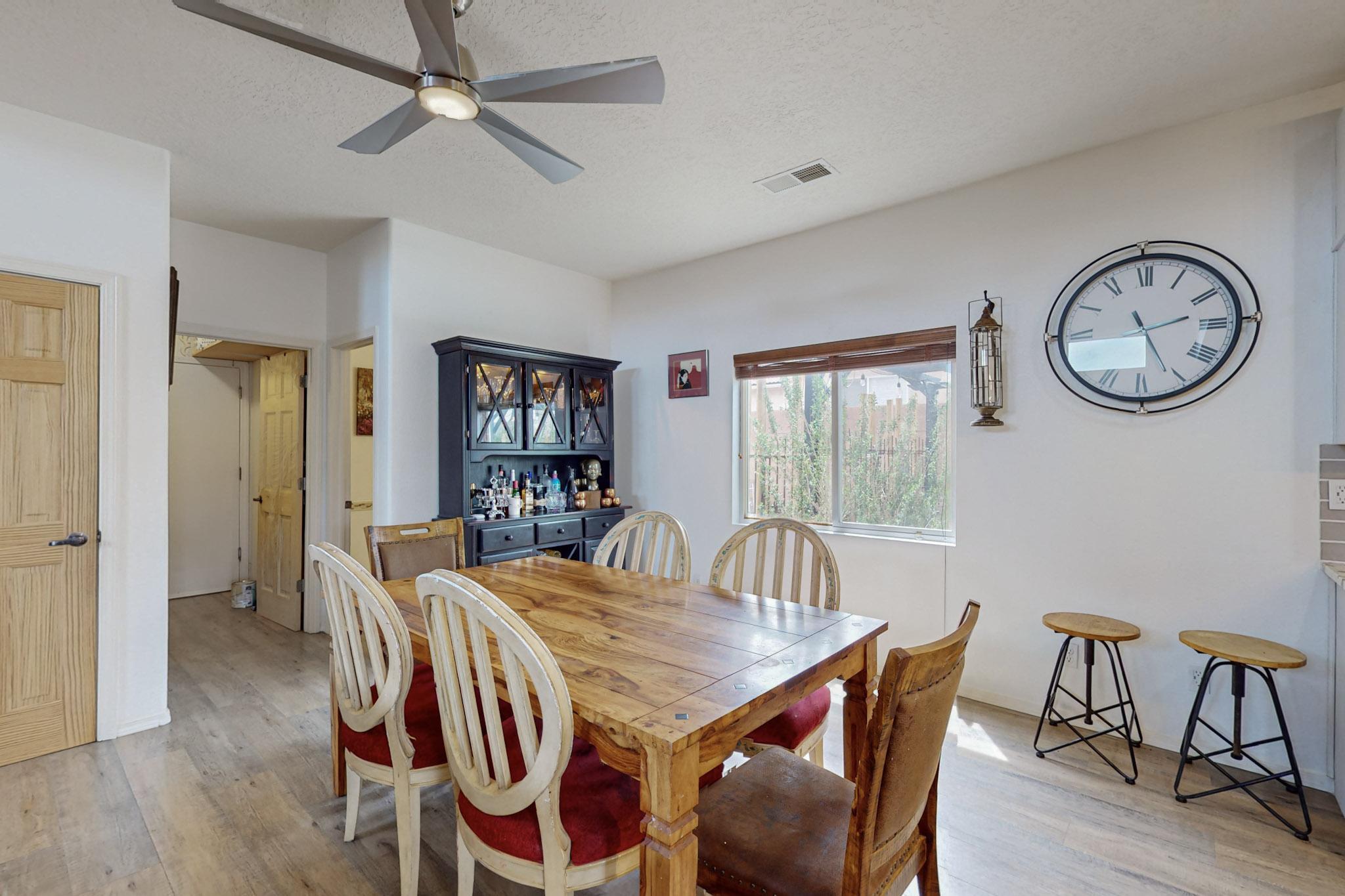 9919 Rio Corto Avenue SW