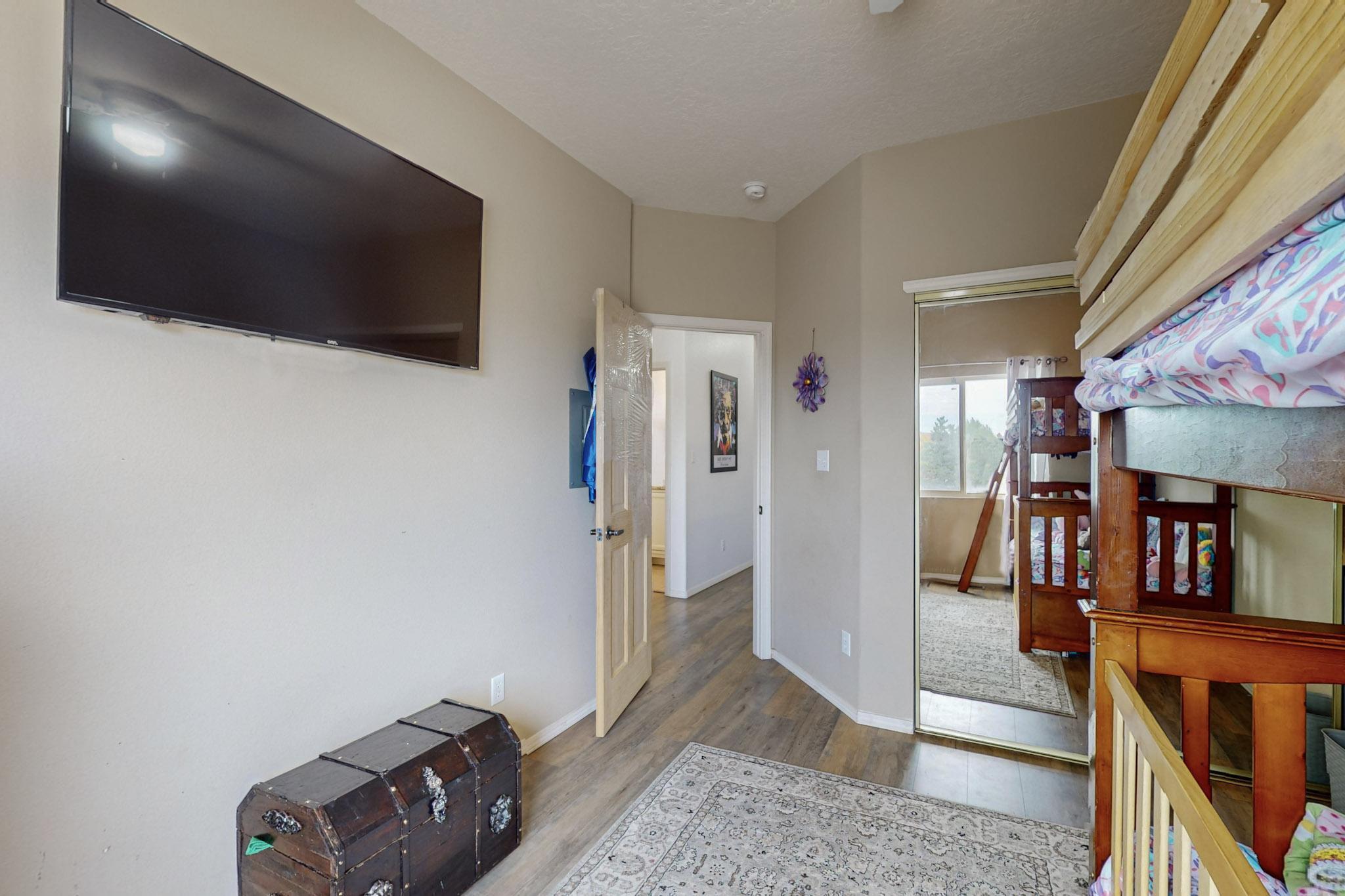 9919 Rio Corto Avenue SW