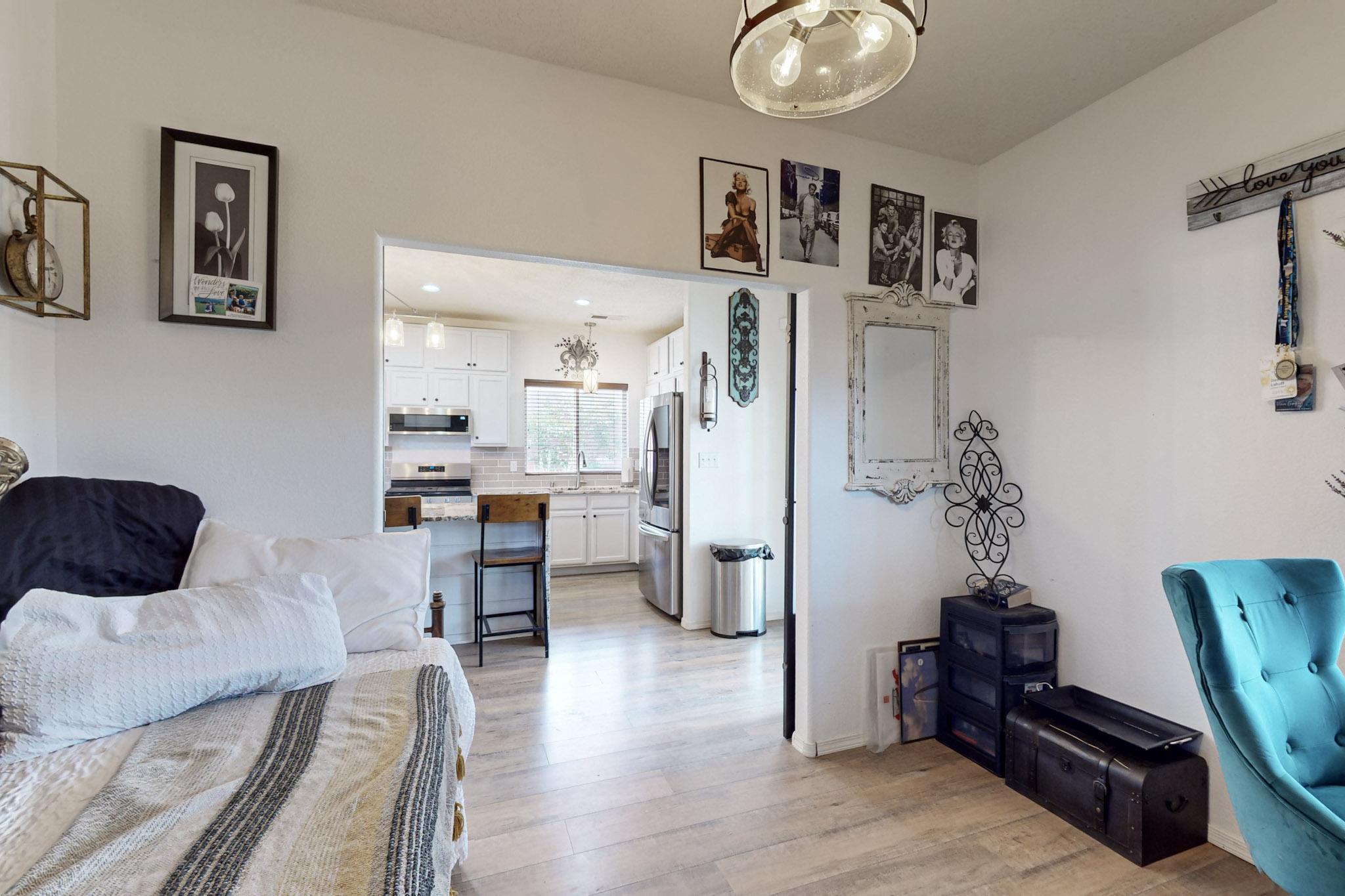 9919 Rio Corto Avenue SW