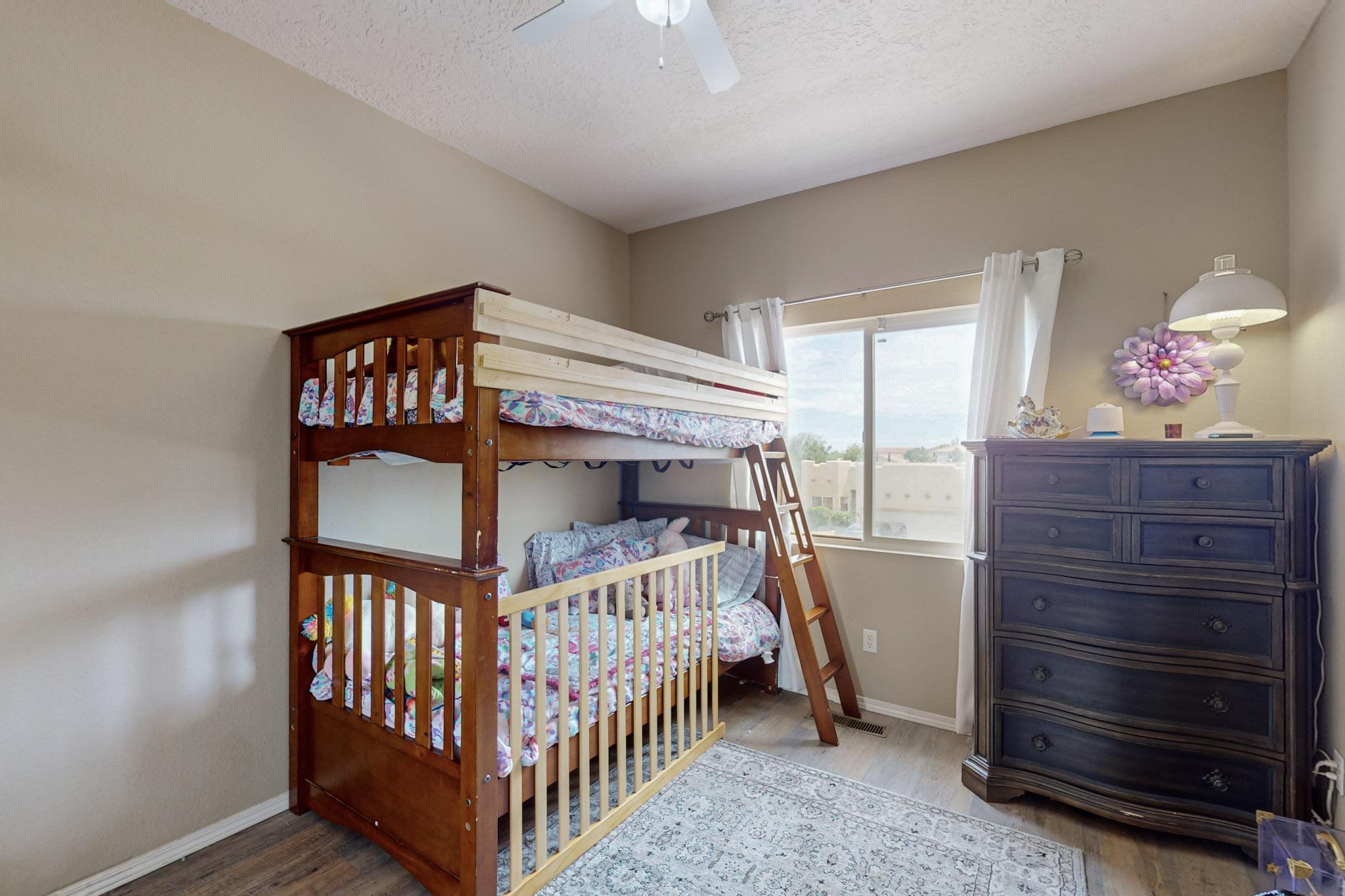 9919 Rio Corto Avenue SW