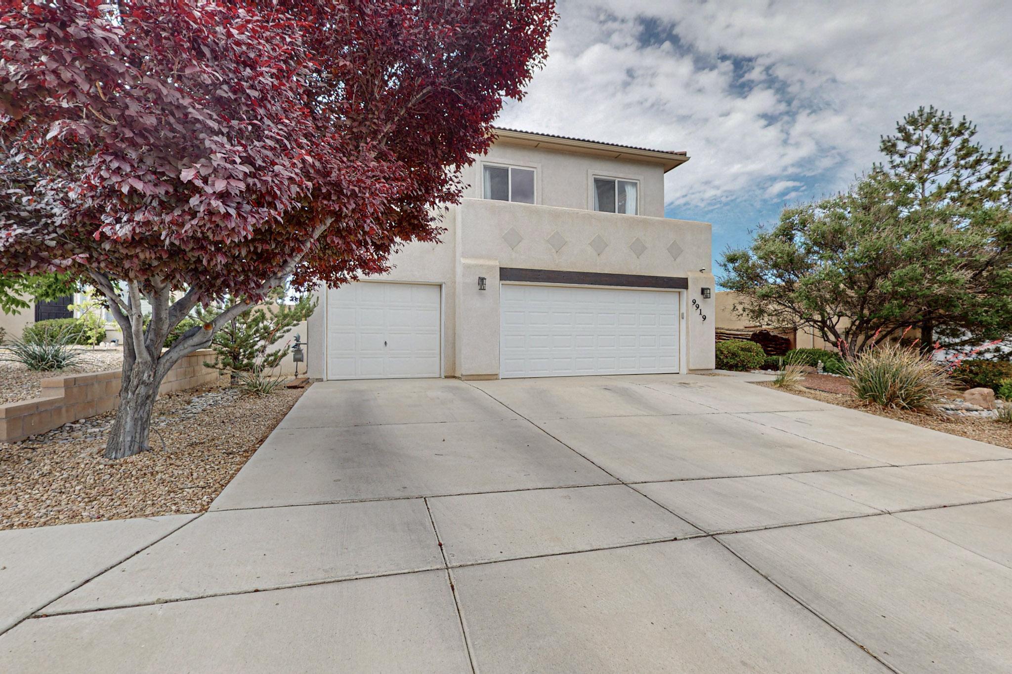 9919 Rio Corto Avenue SW