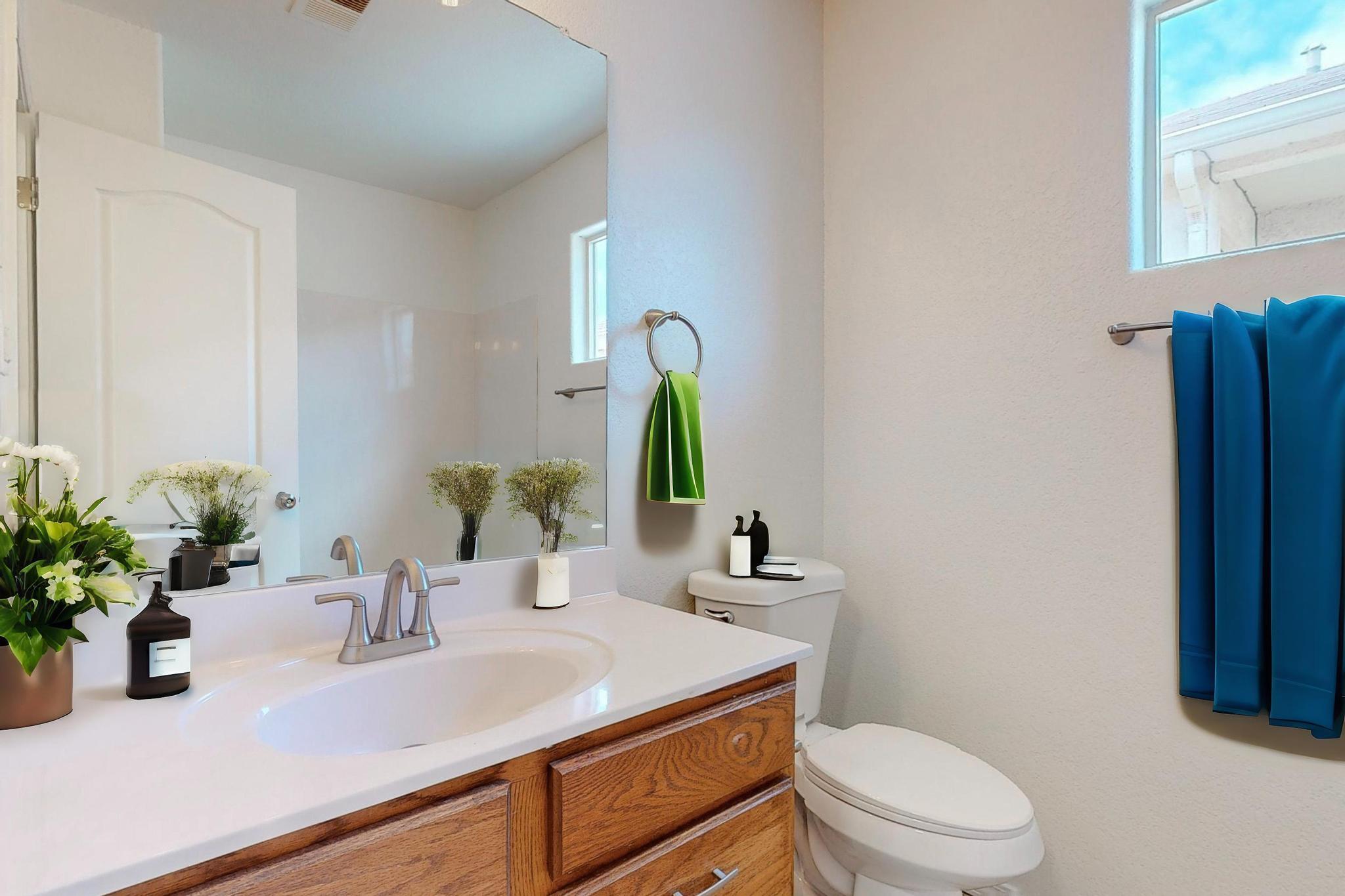 1359 Peppoli Loop SE