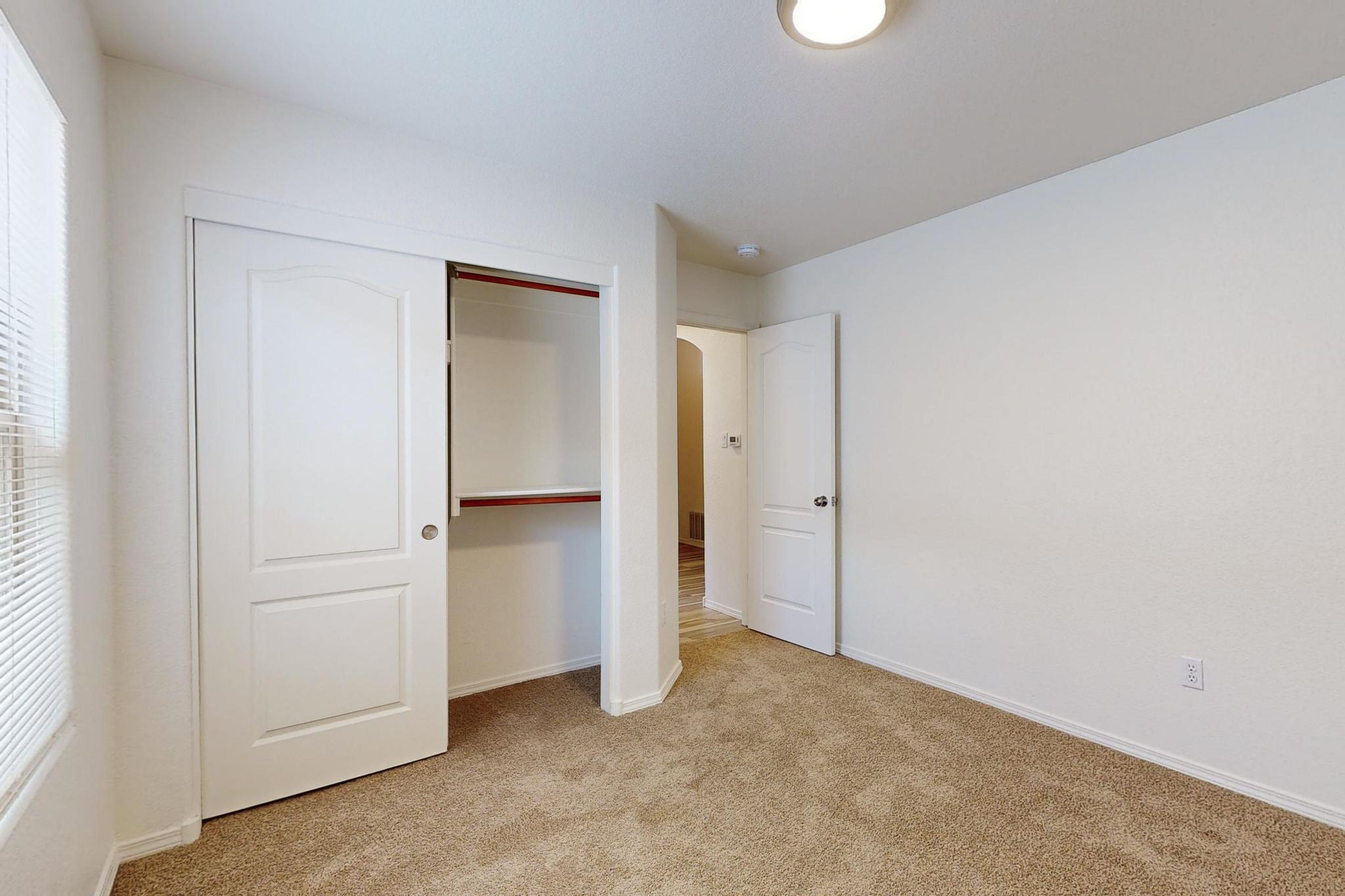 1359 Peppoli Loop SE