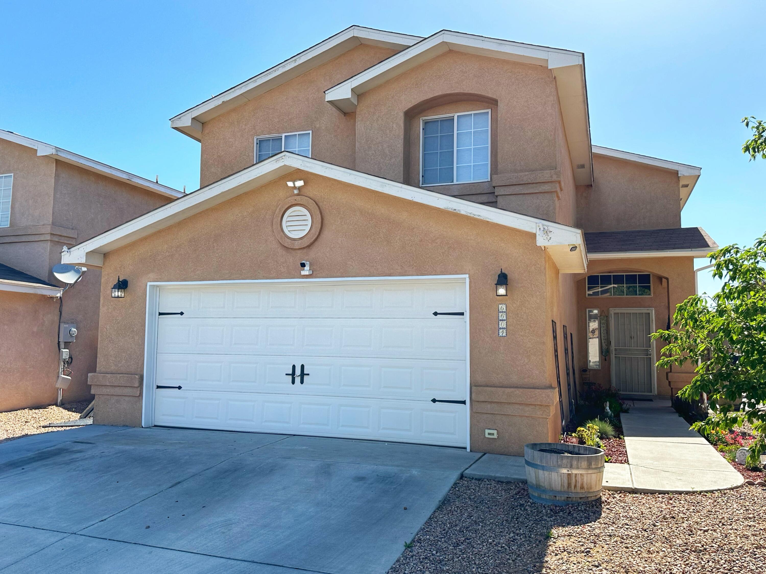 6604 Ventana Hills Road NW