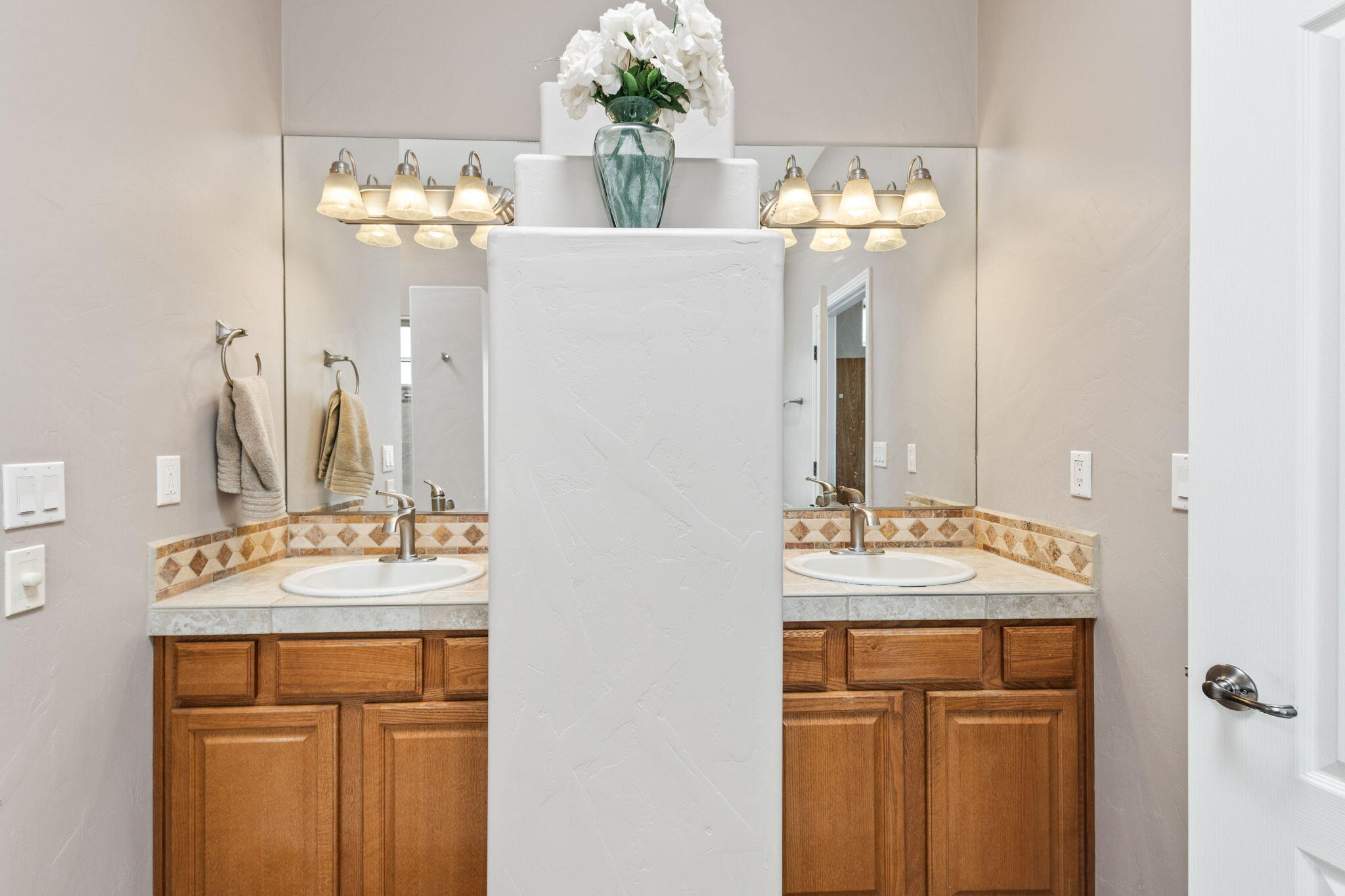 2623 Vista Manzano Loop NE