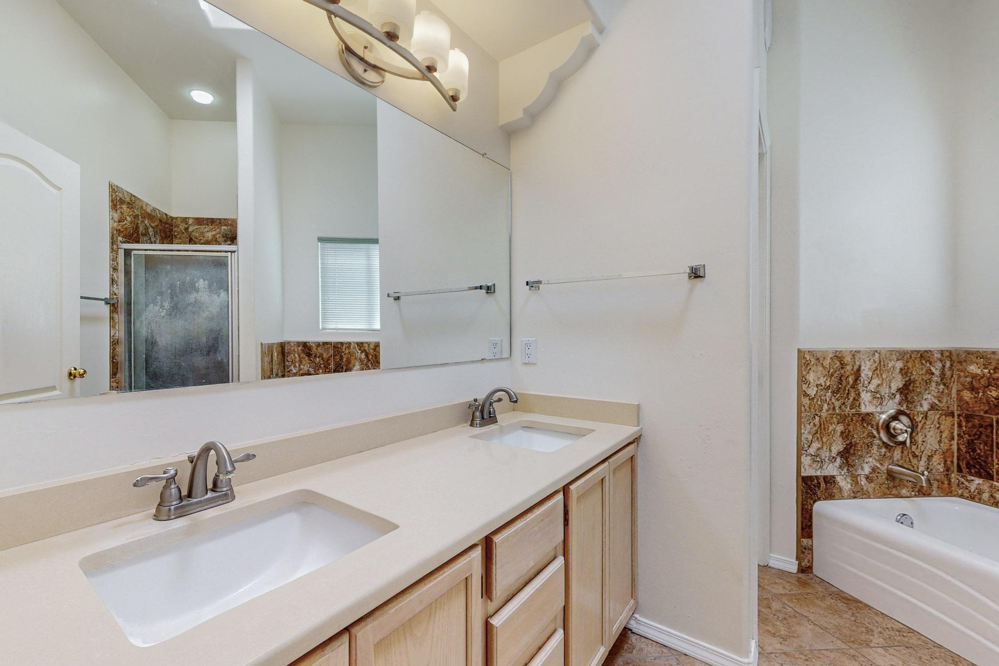 7220 Capitan Avenue NE