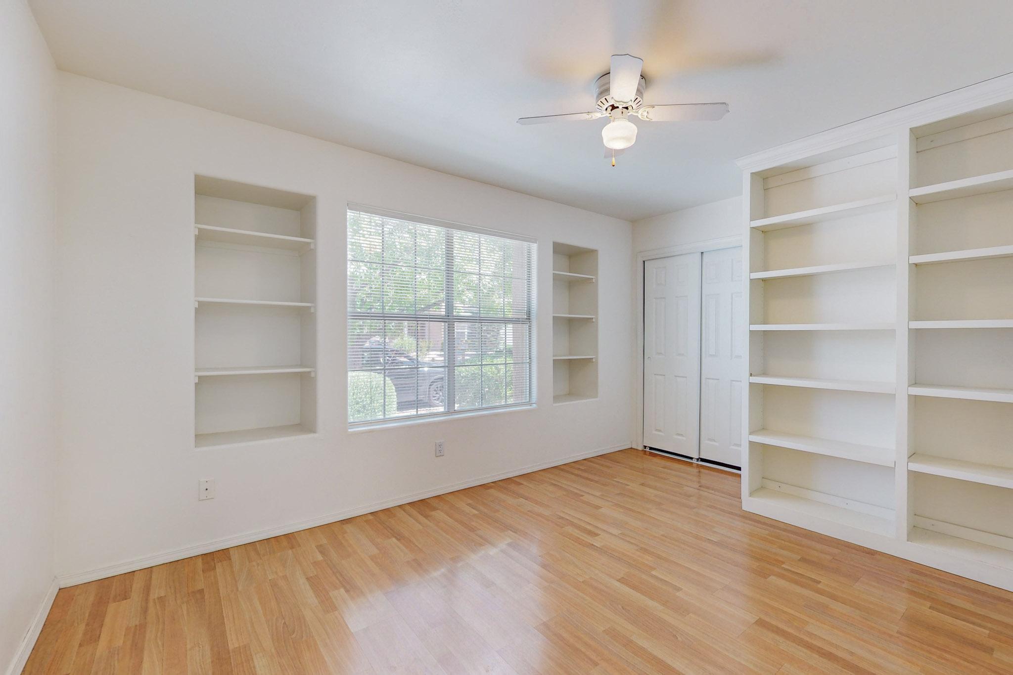 7220 Capitan Avenue NE