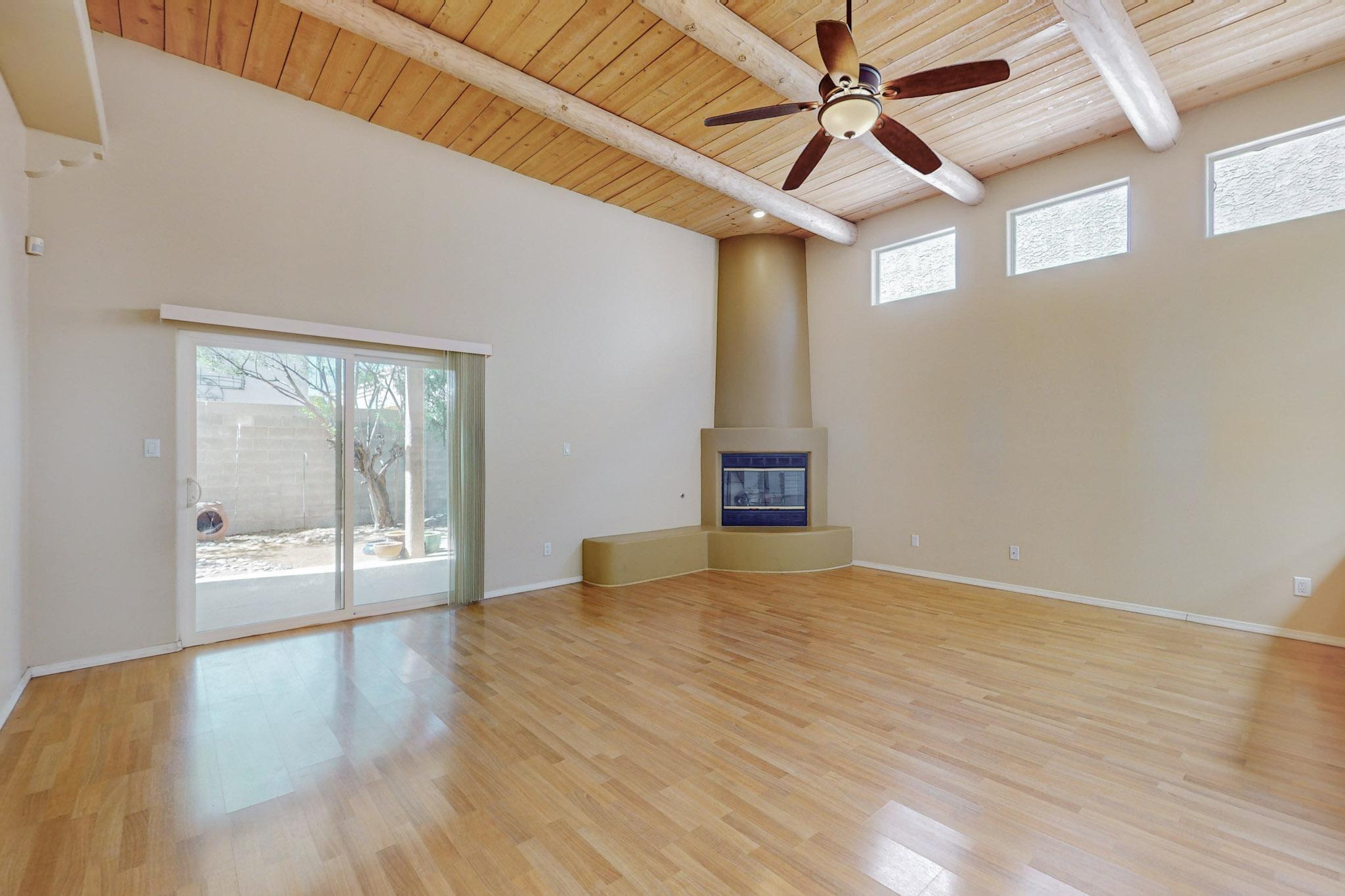 7220 Capitan Avenue NE