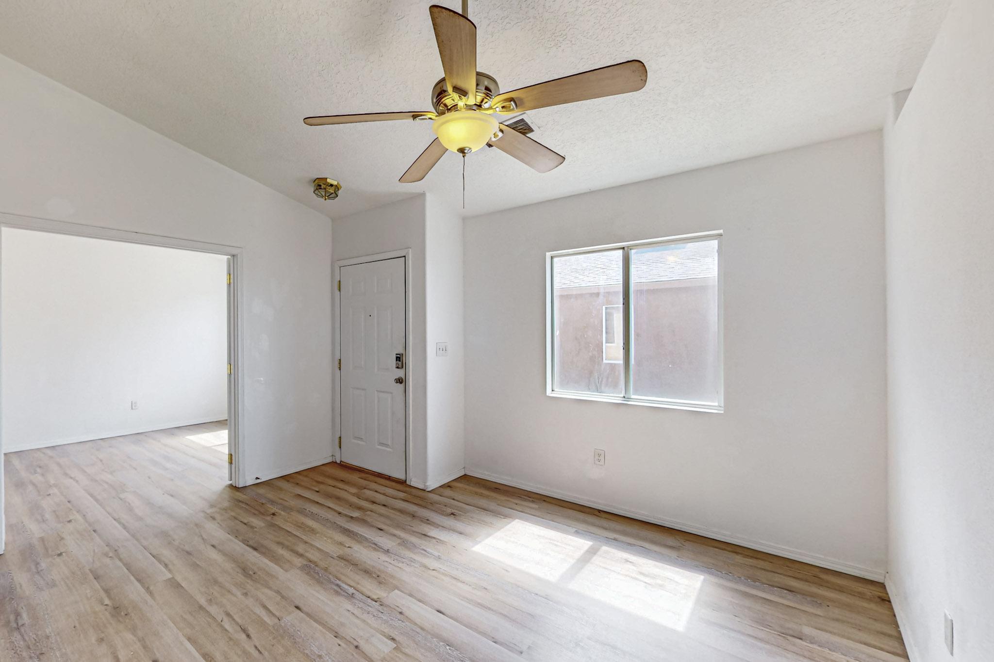 6236 VAUGHN Drive NE