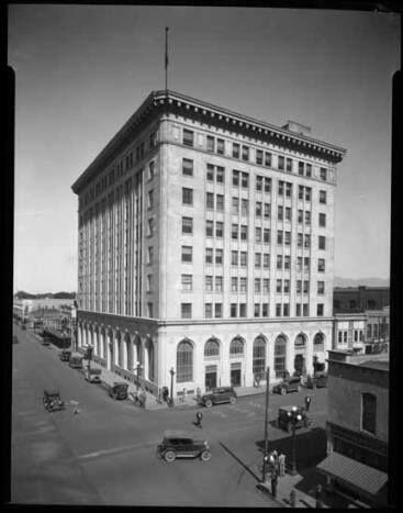 219 CENTRAL Avenue NW 301