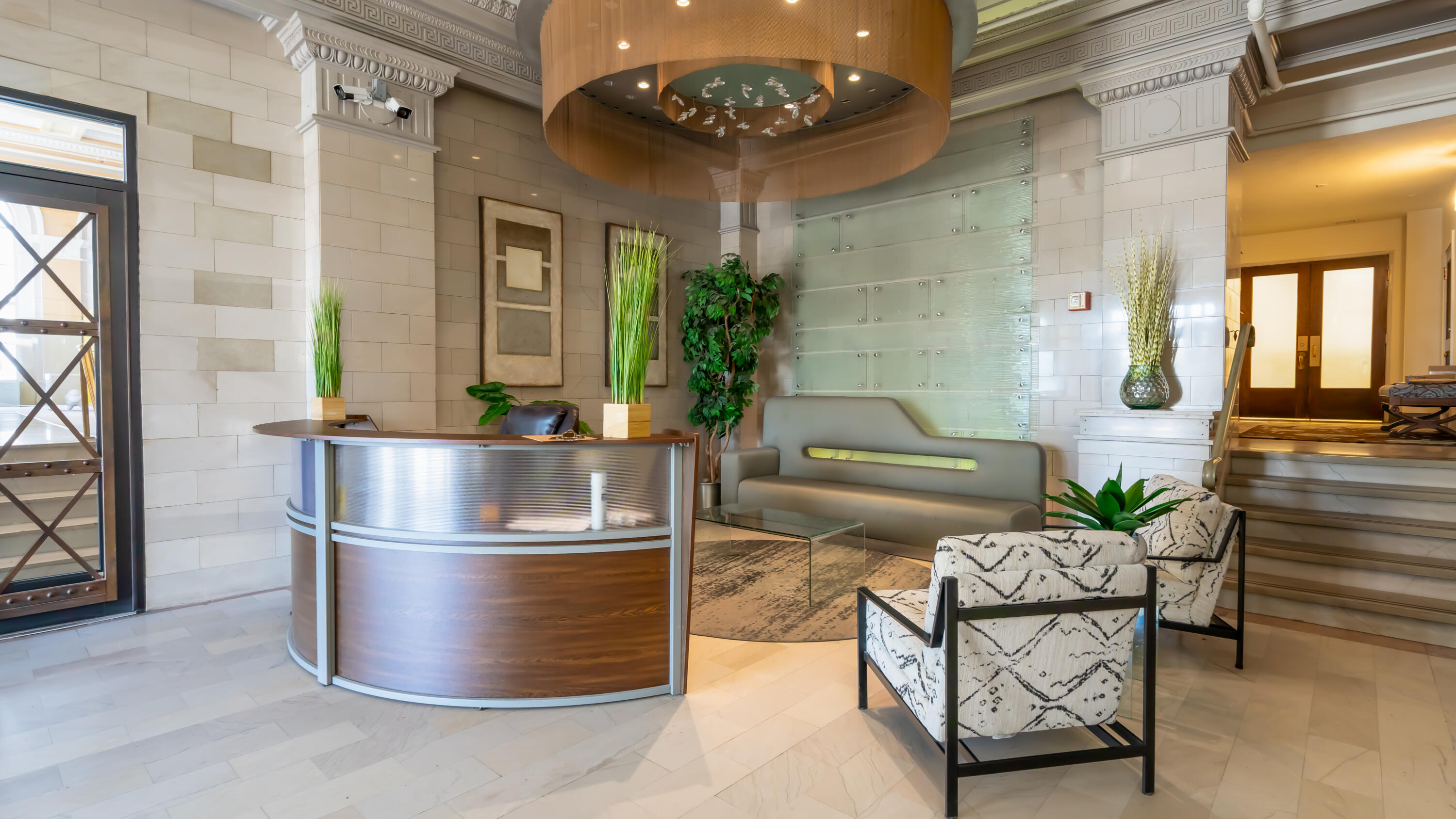 219 CENTRAL Avenue NW 301