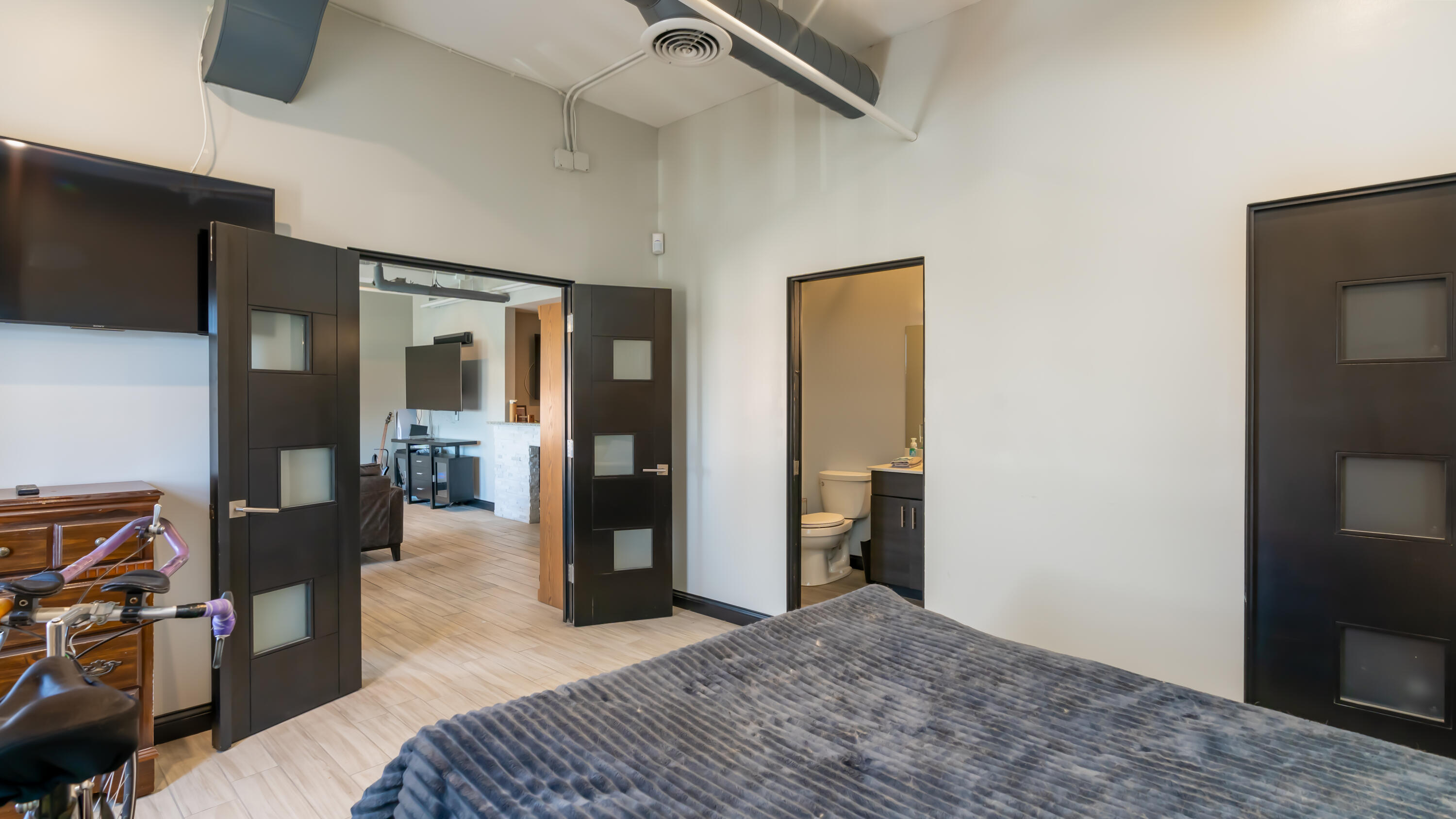 219 CENTRAL Avenue NW 301