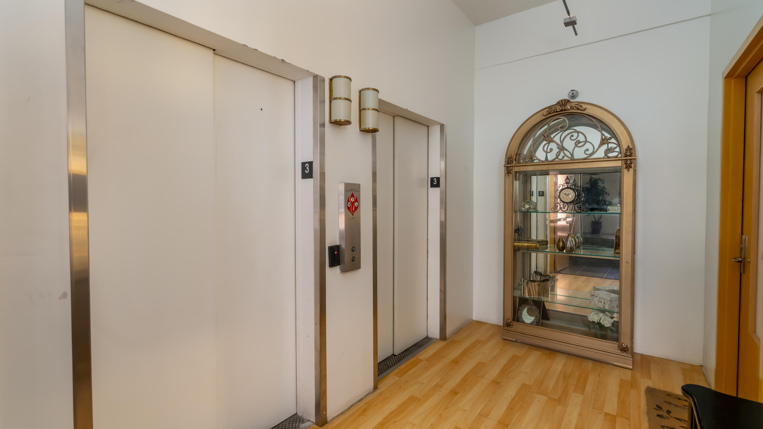 219 CENTRAL Avenue NW 301