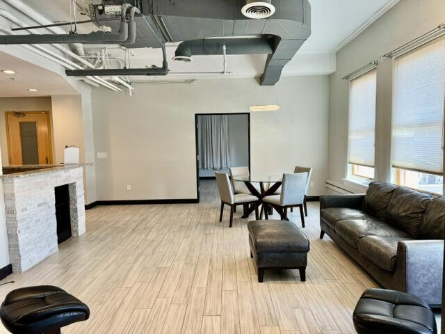 219 CENTRAL Avenue NW 301