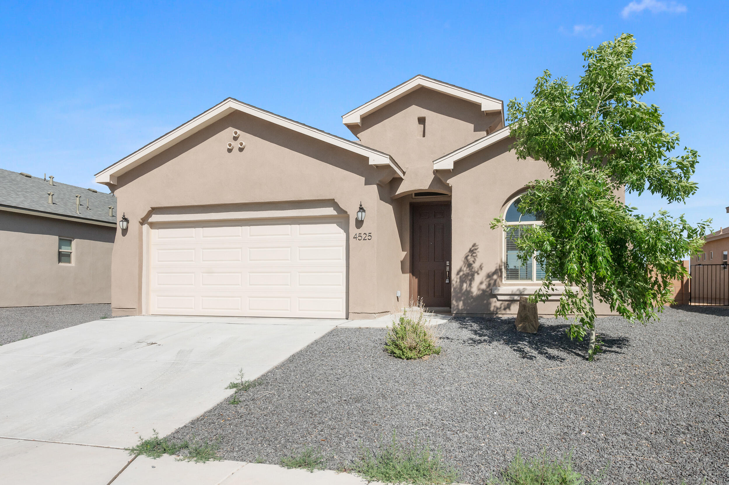 4525 Bald Eagle Loop NE