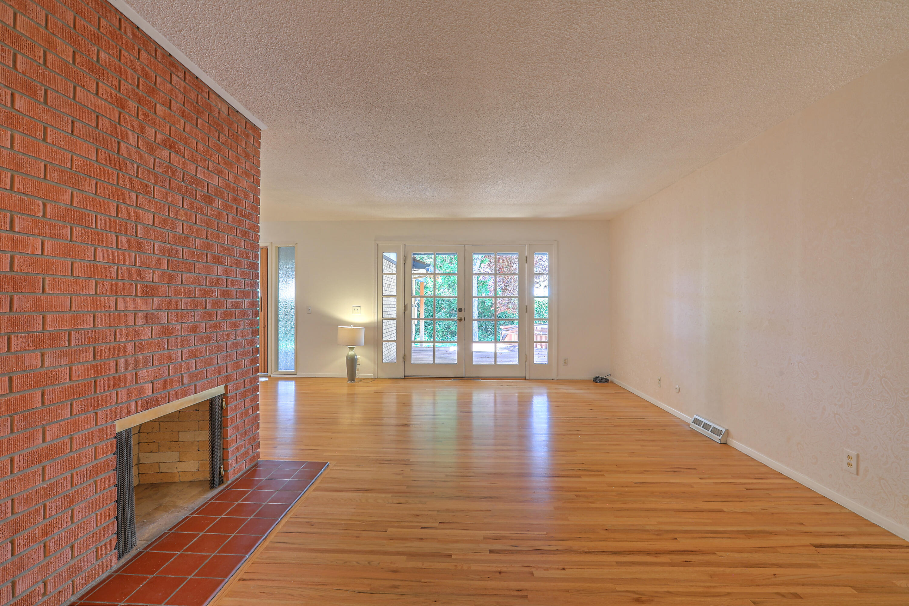 3617 Stardust Drive NE