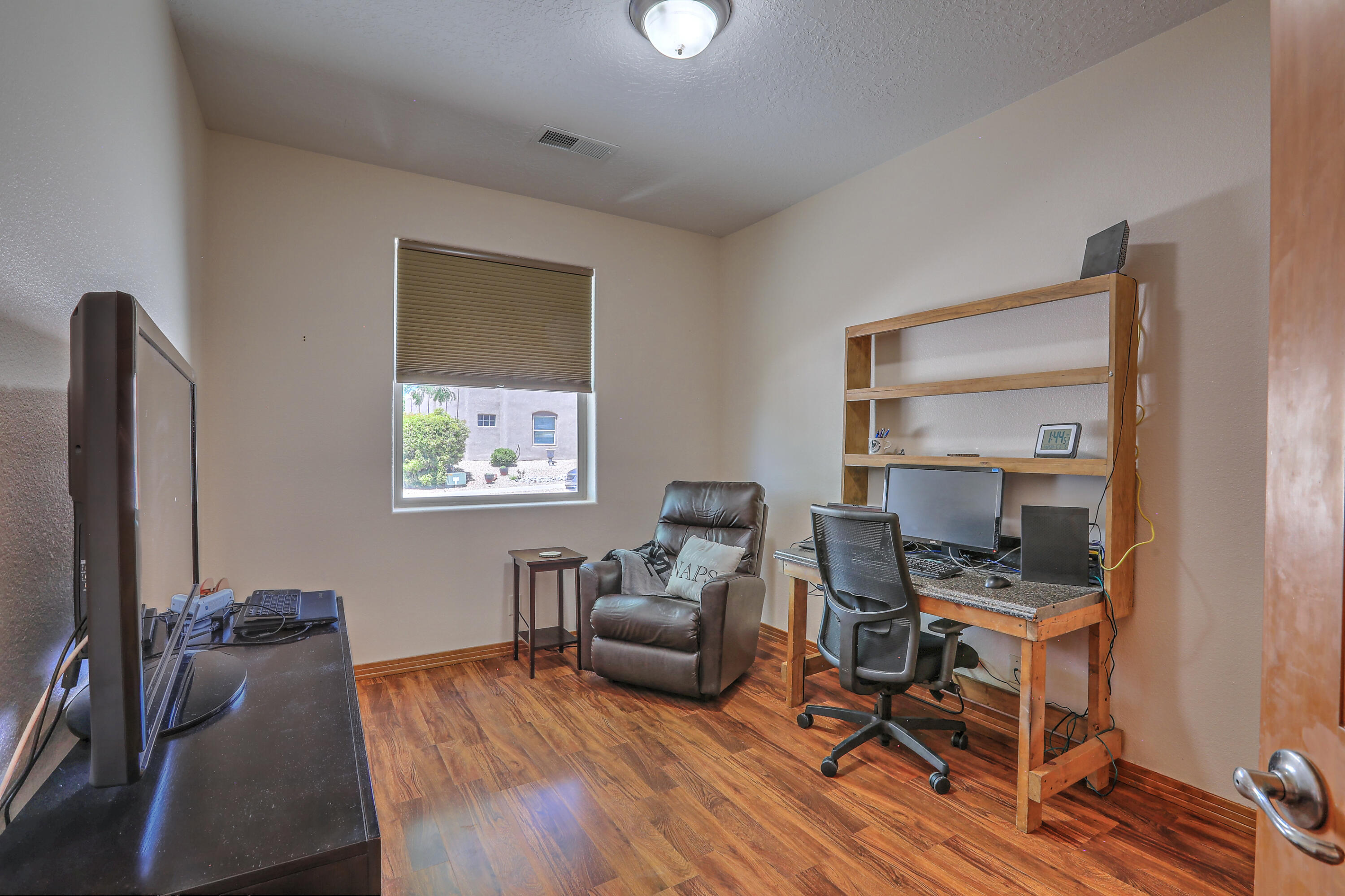 8412 Desert Sunrise Road NE