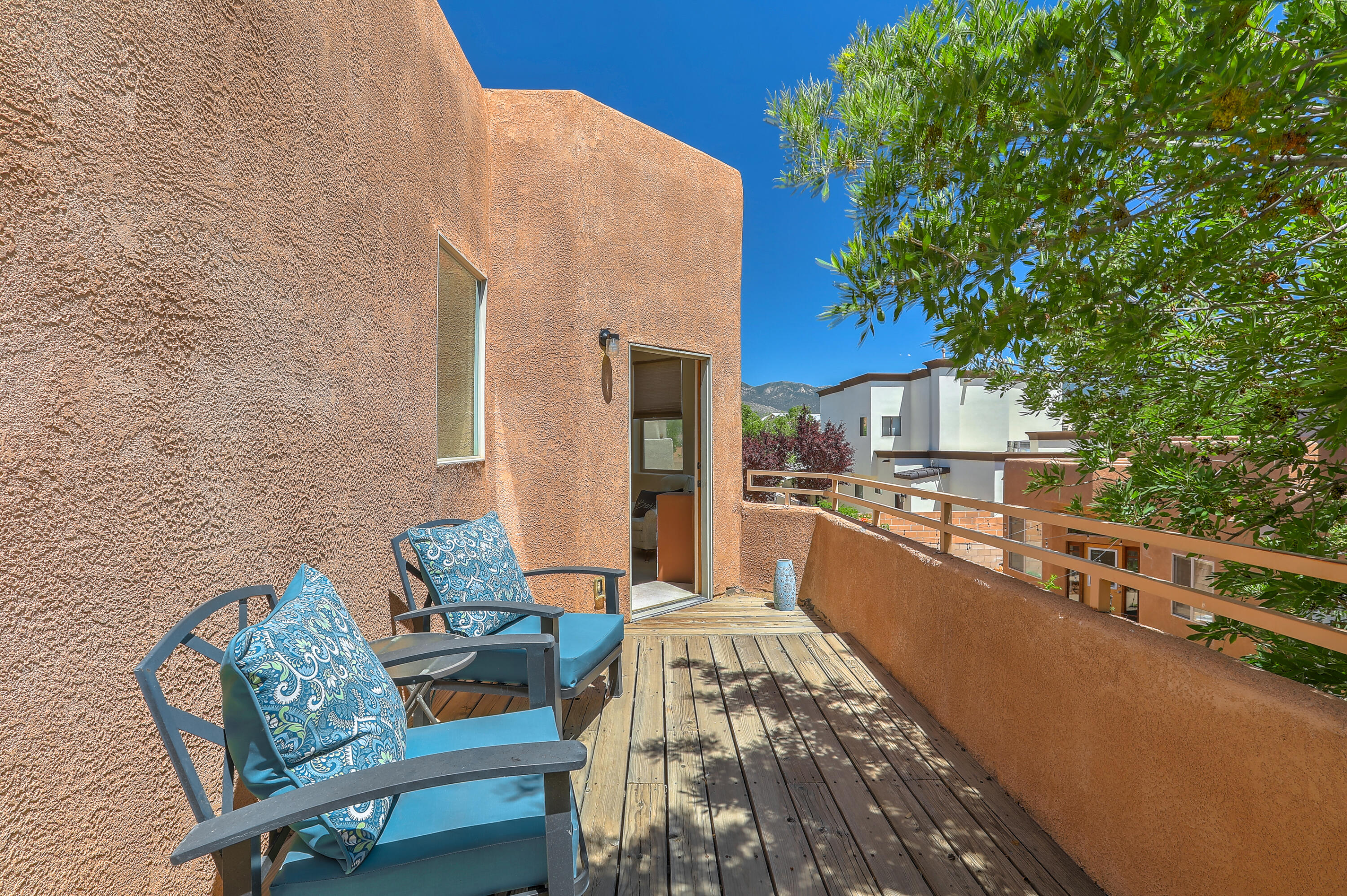 8412 Desert Sunrise Road NE