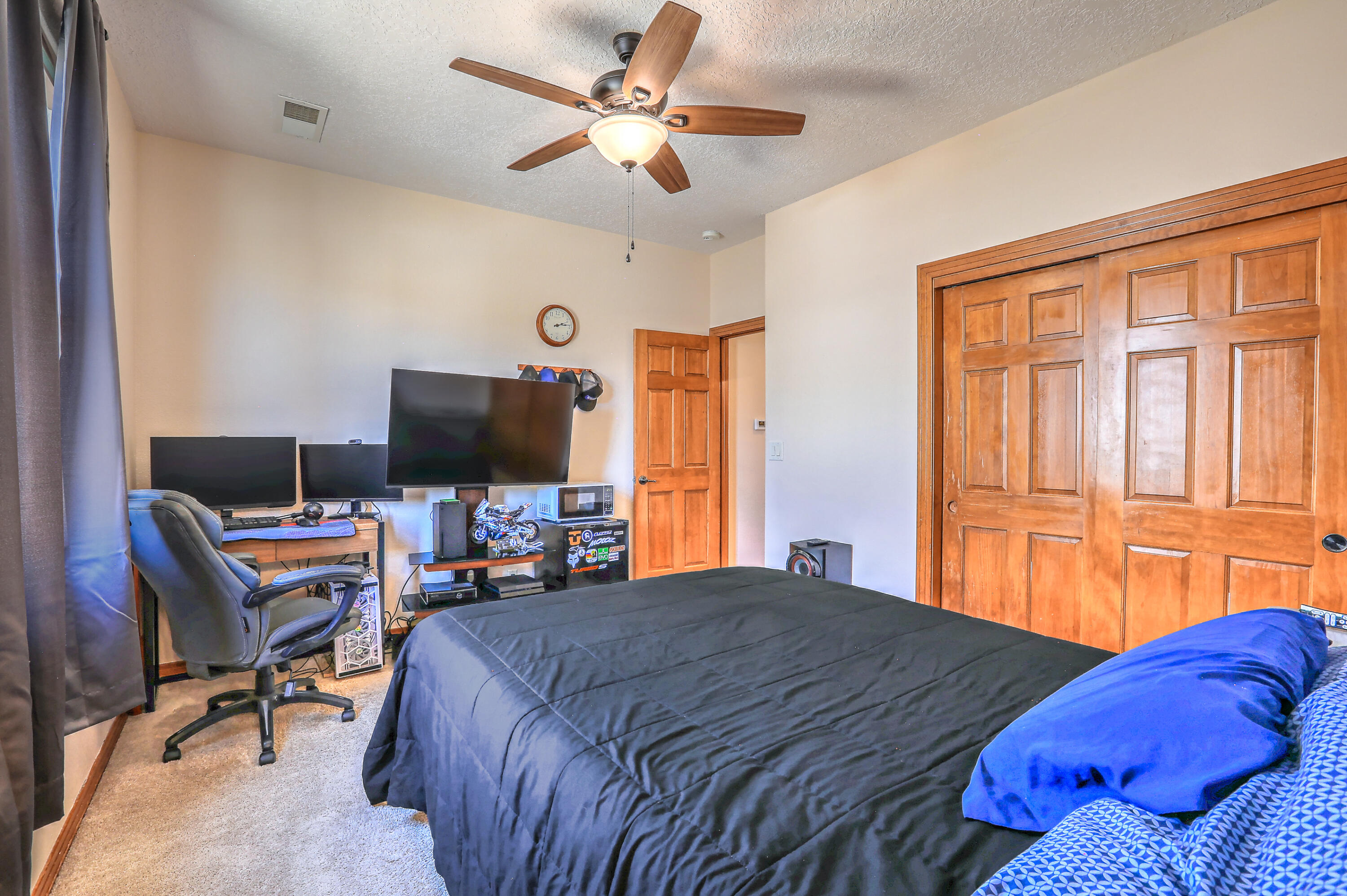 8412 Desert Sunrise Road NE