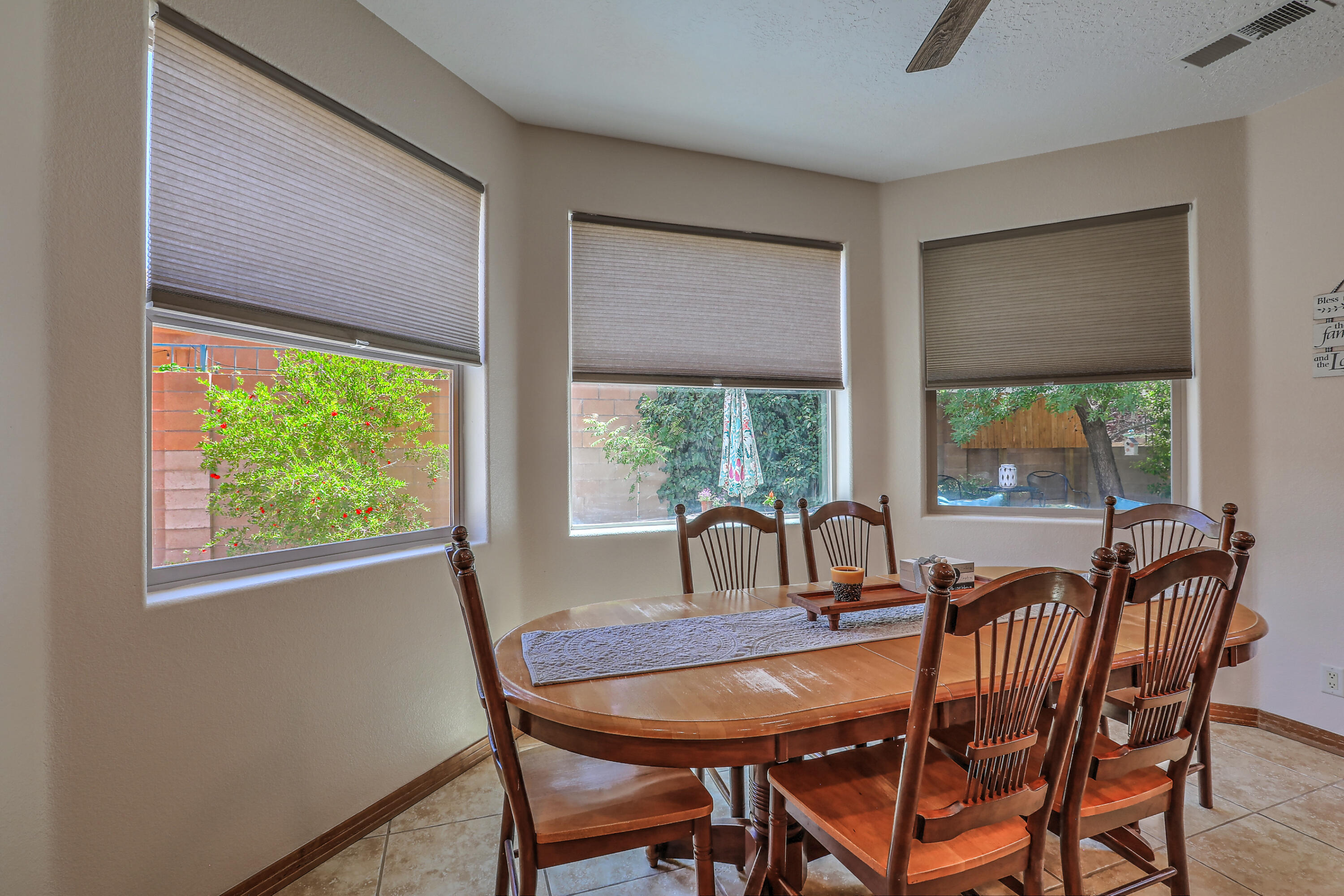 8412 Desert Sunrise Road NE