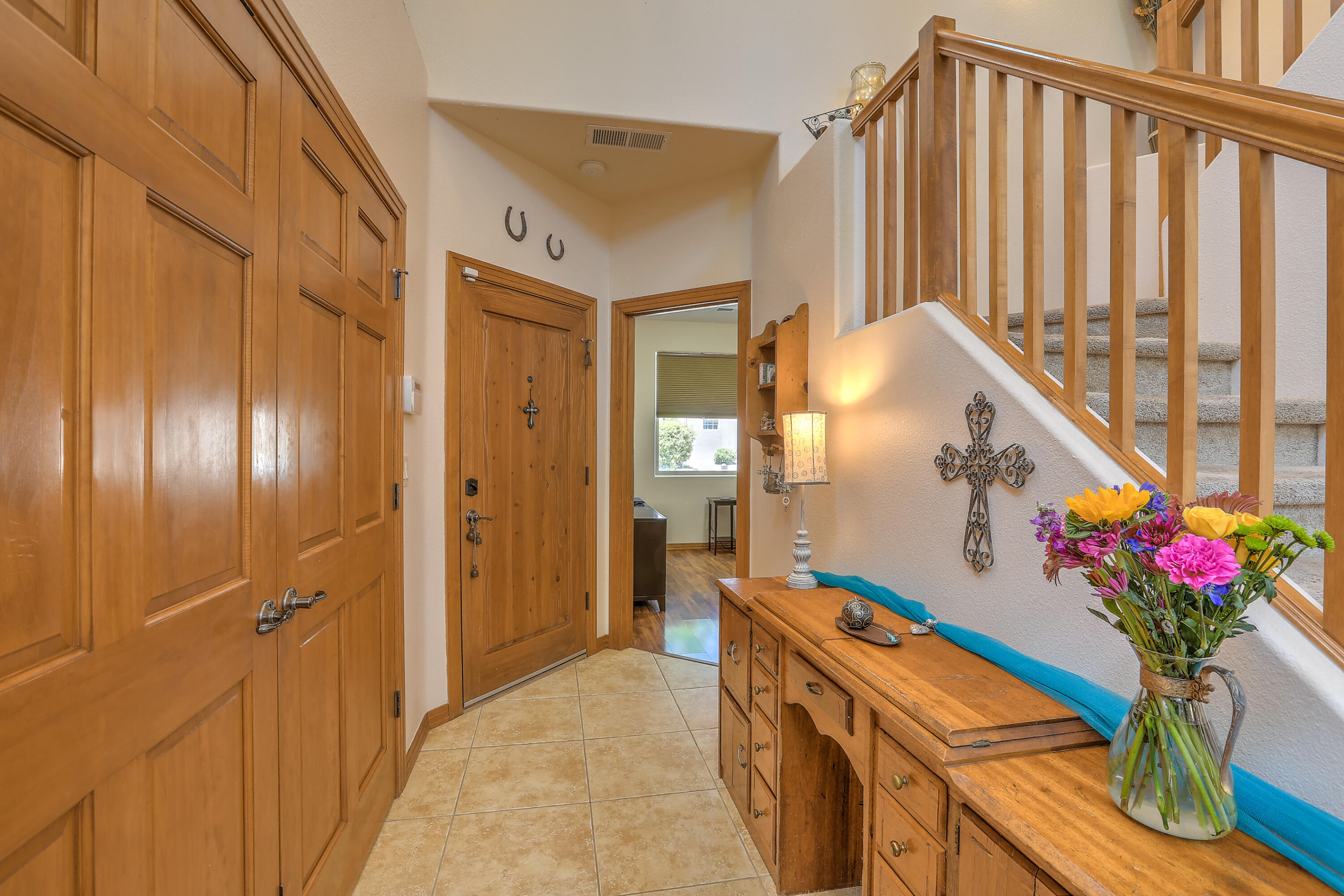 8412 Desert Sunrise Road NE