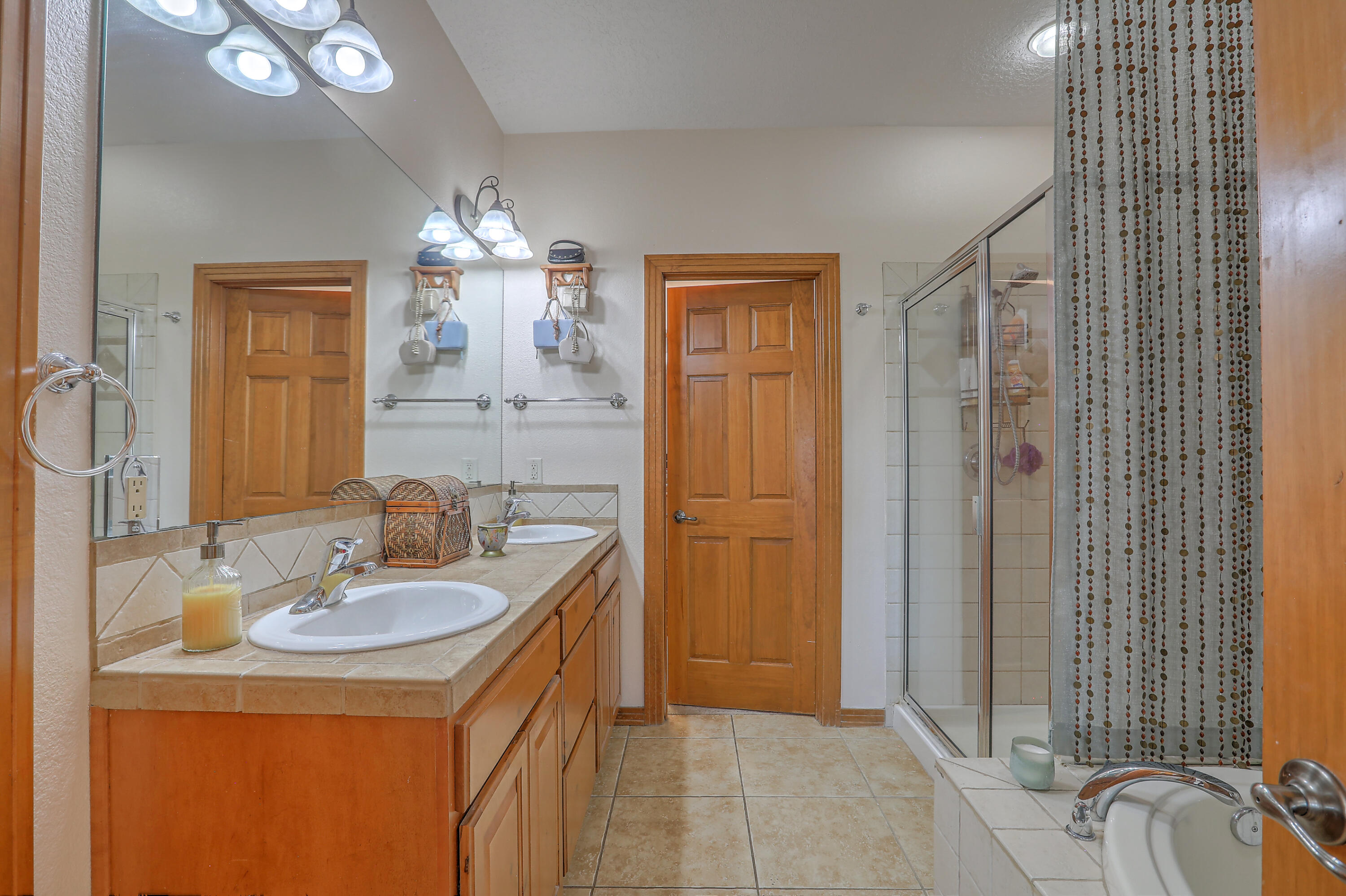 8412 Desert Sunrise Road NE