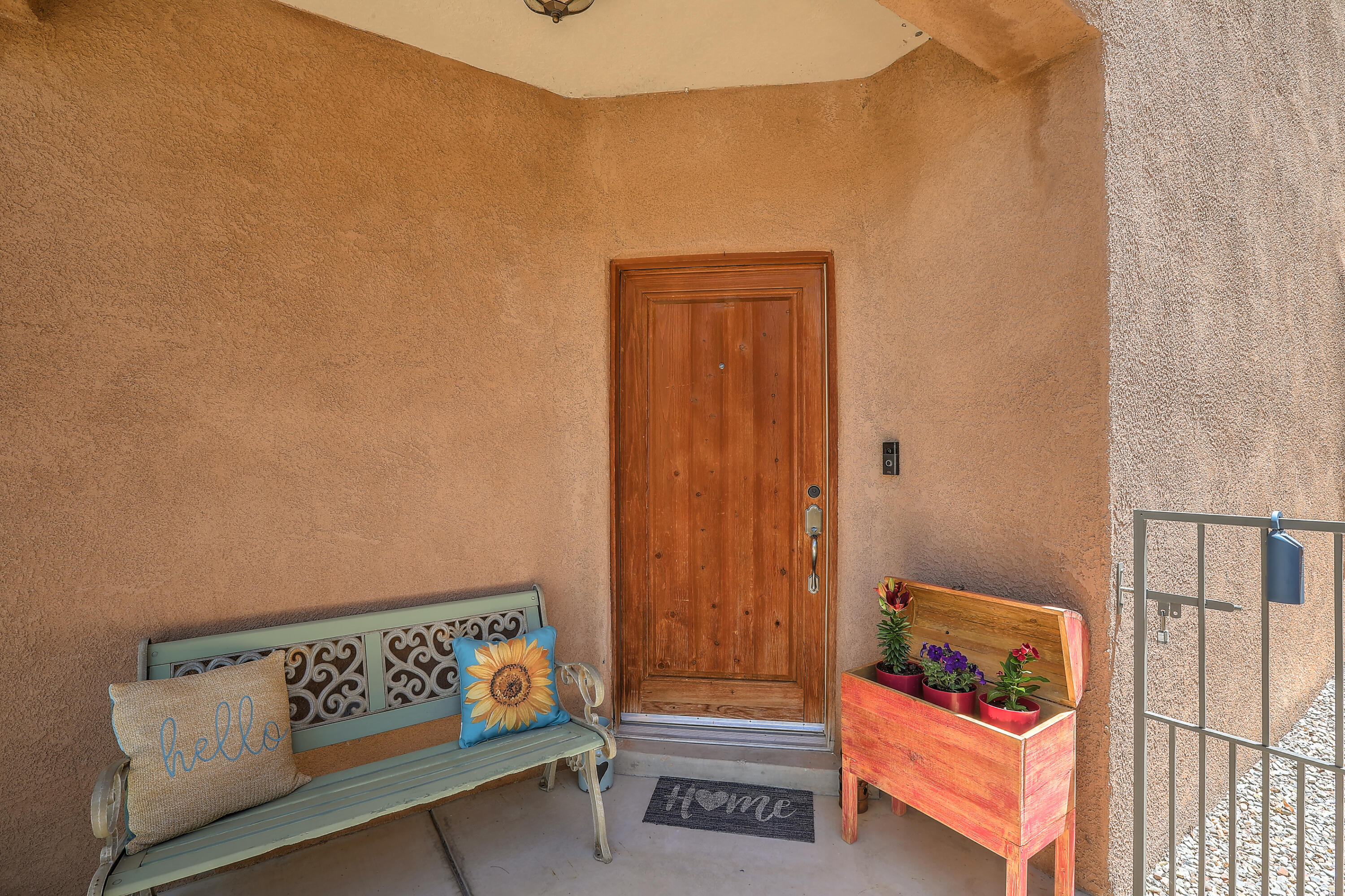 8412 Desert Sunrise Road NE