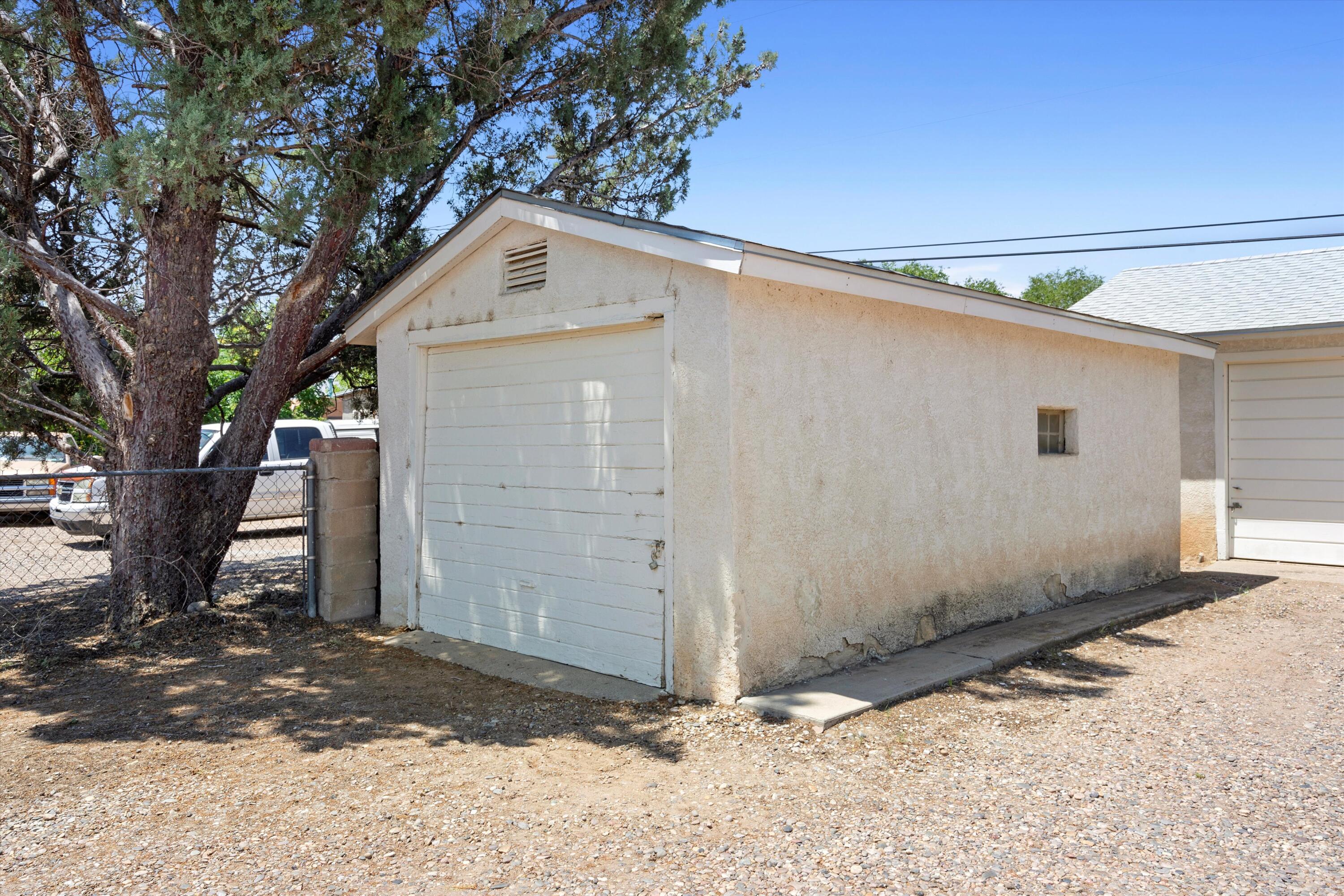 1629 Evergreen Drive SW