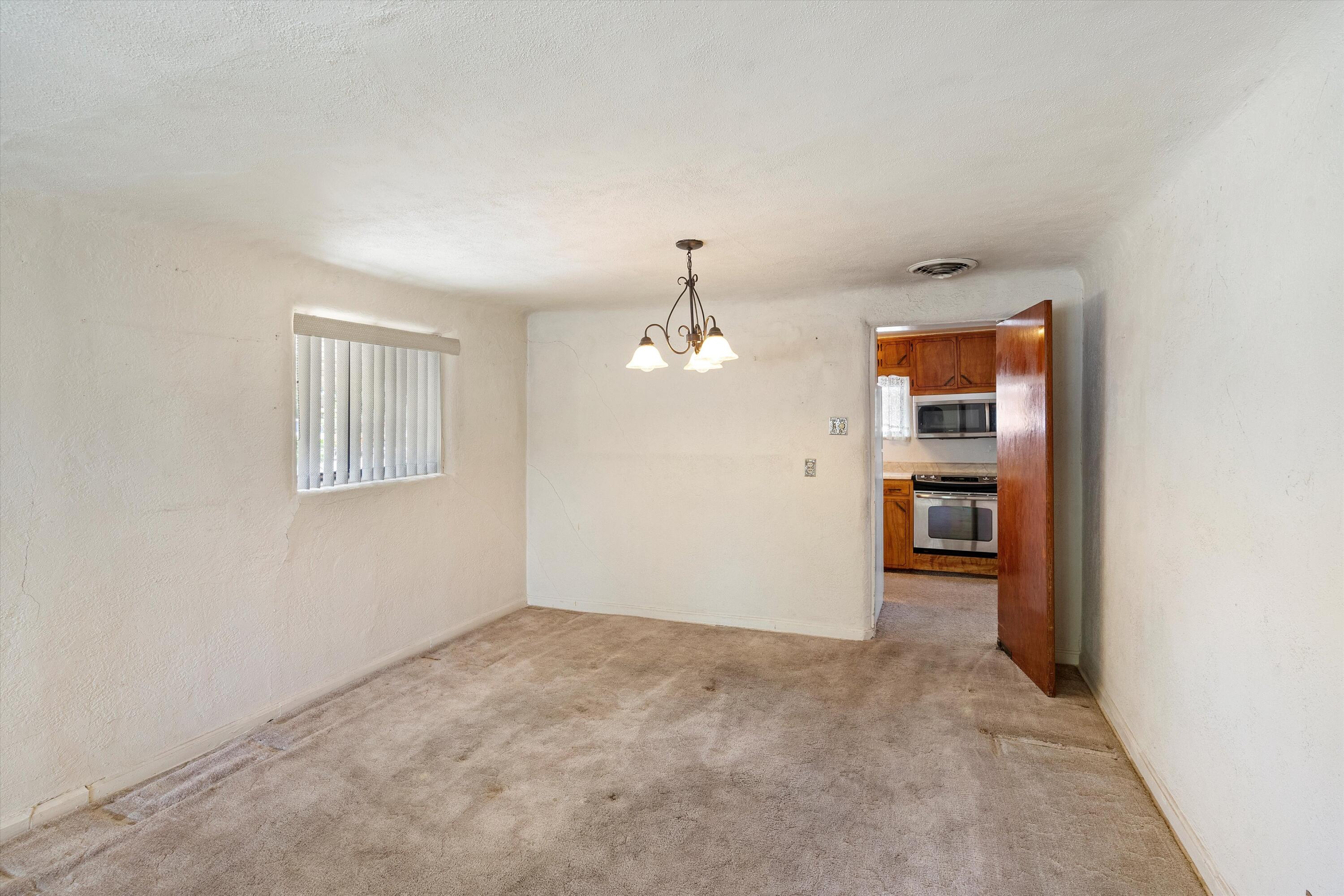 1629 Evergreen Drive SW