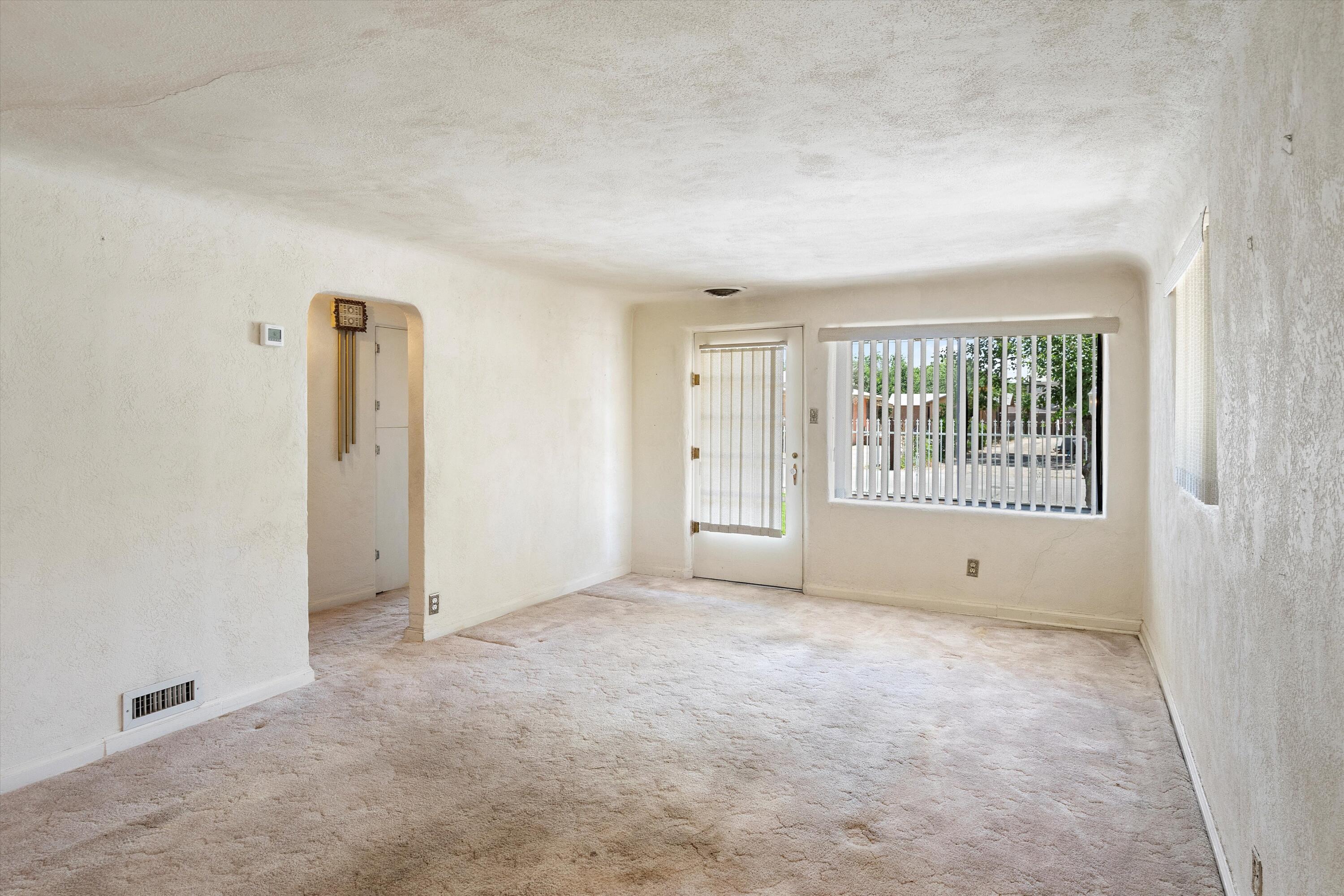 1629 Evergreen Drive SW
