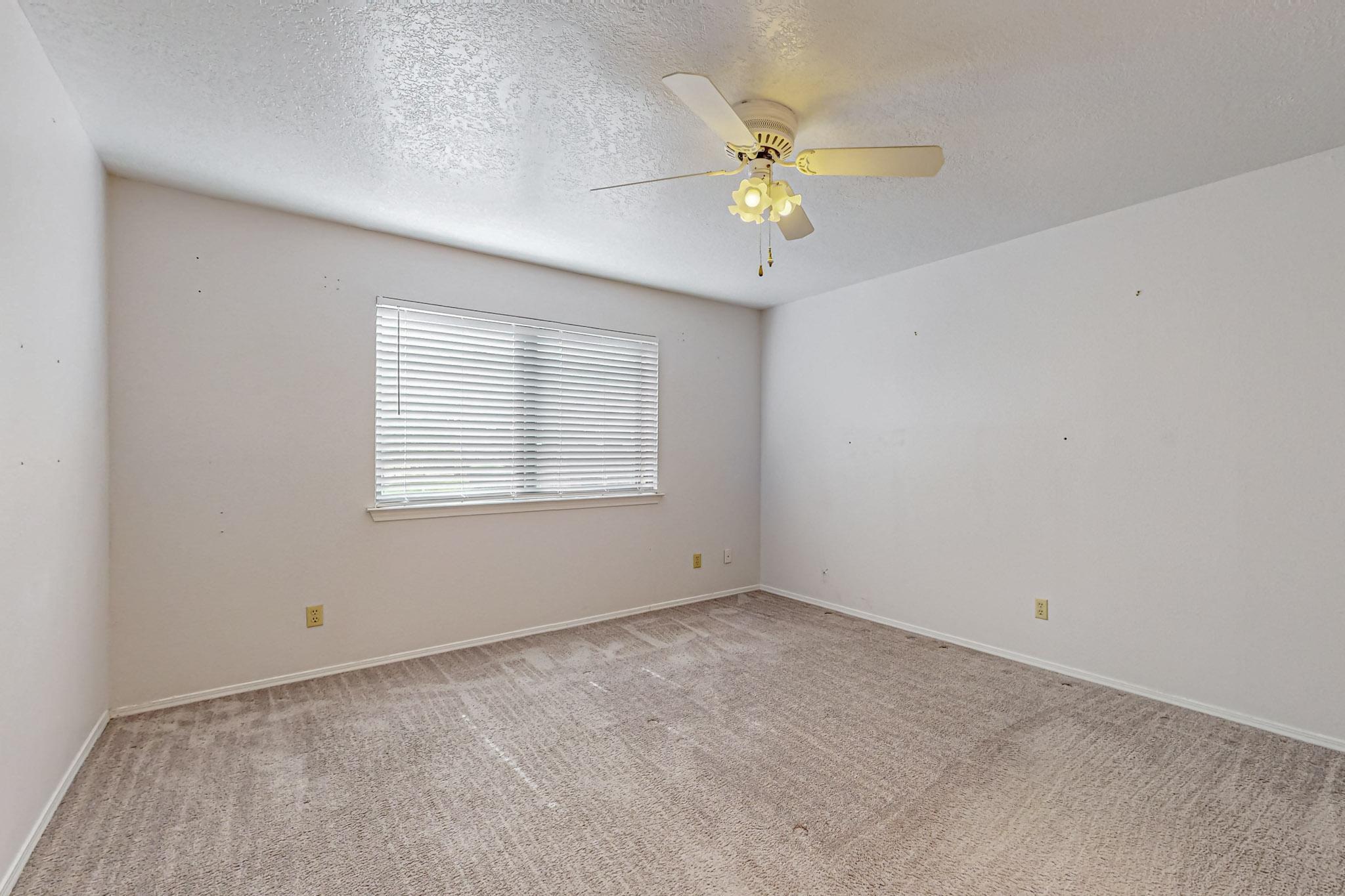 5801 Lowell Street NE 30d