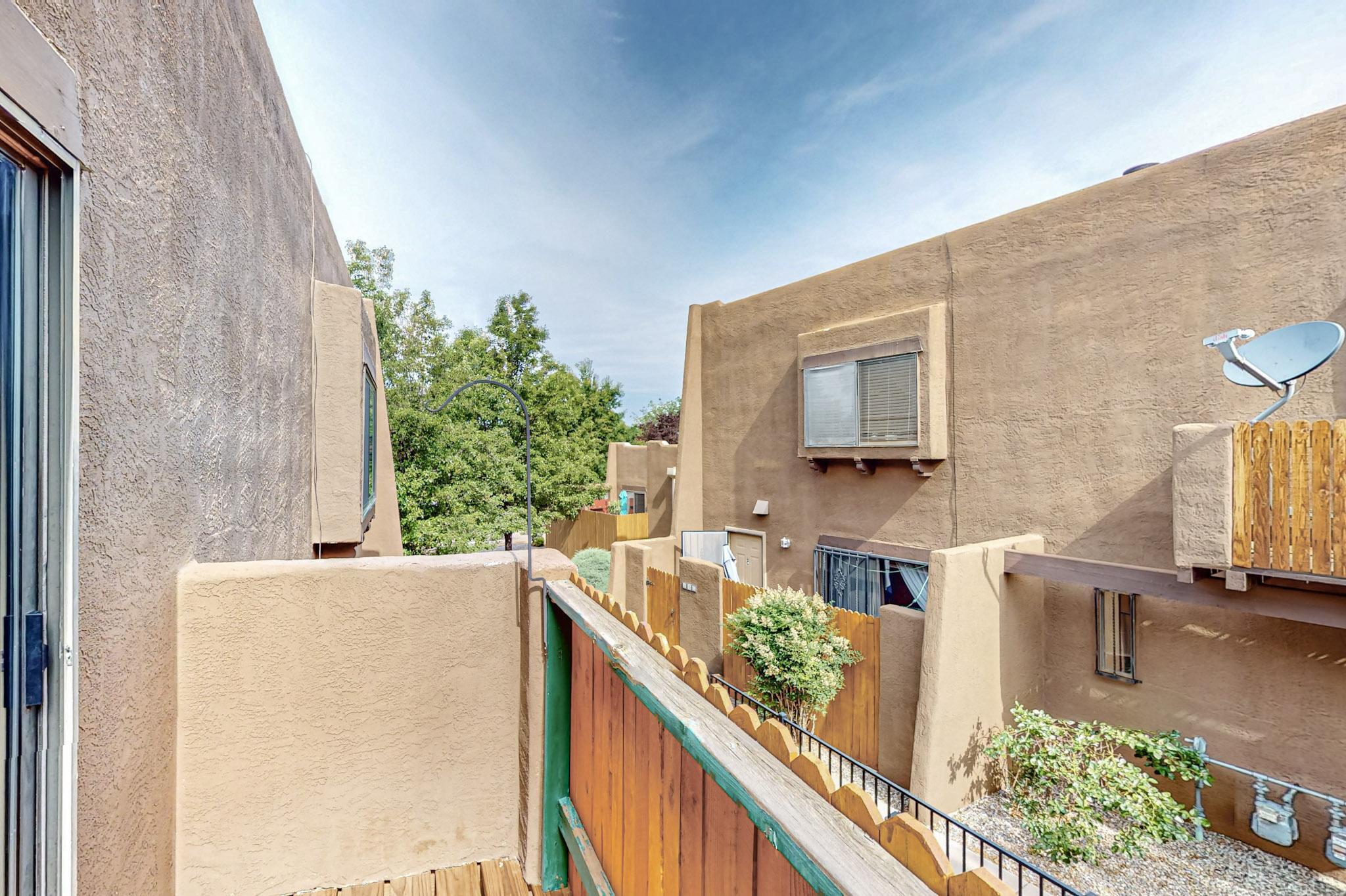 5801 Lowell Street NE 30d