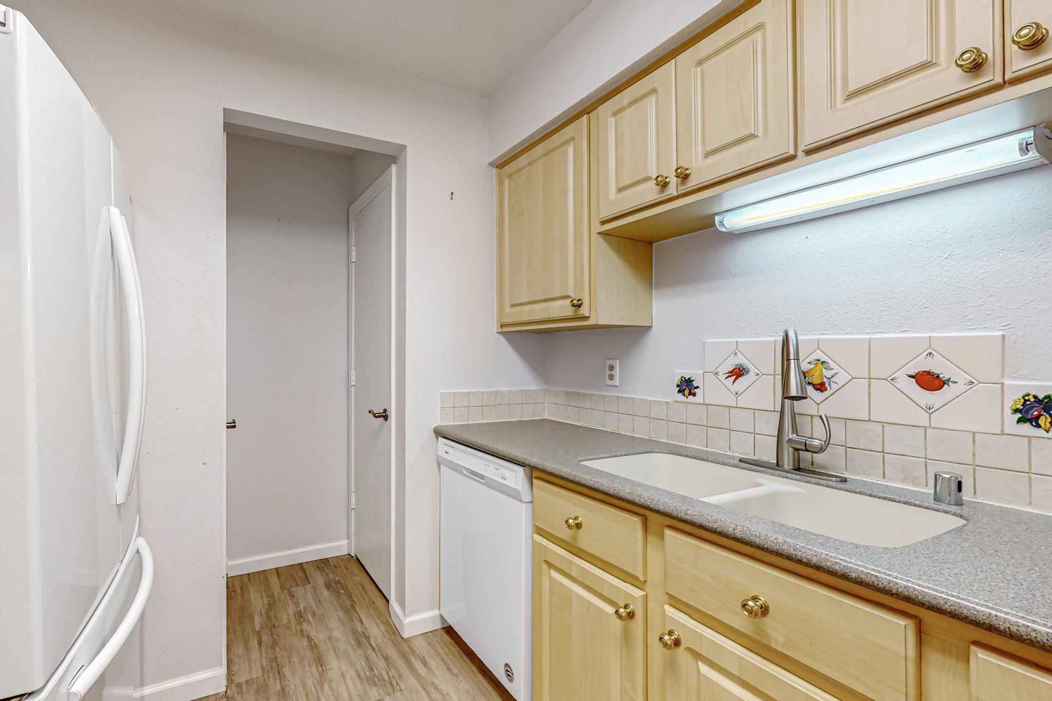 5801 Lowell Street NE 30d