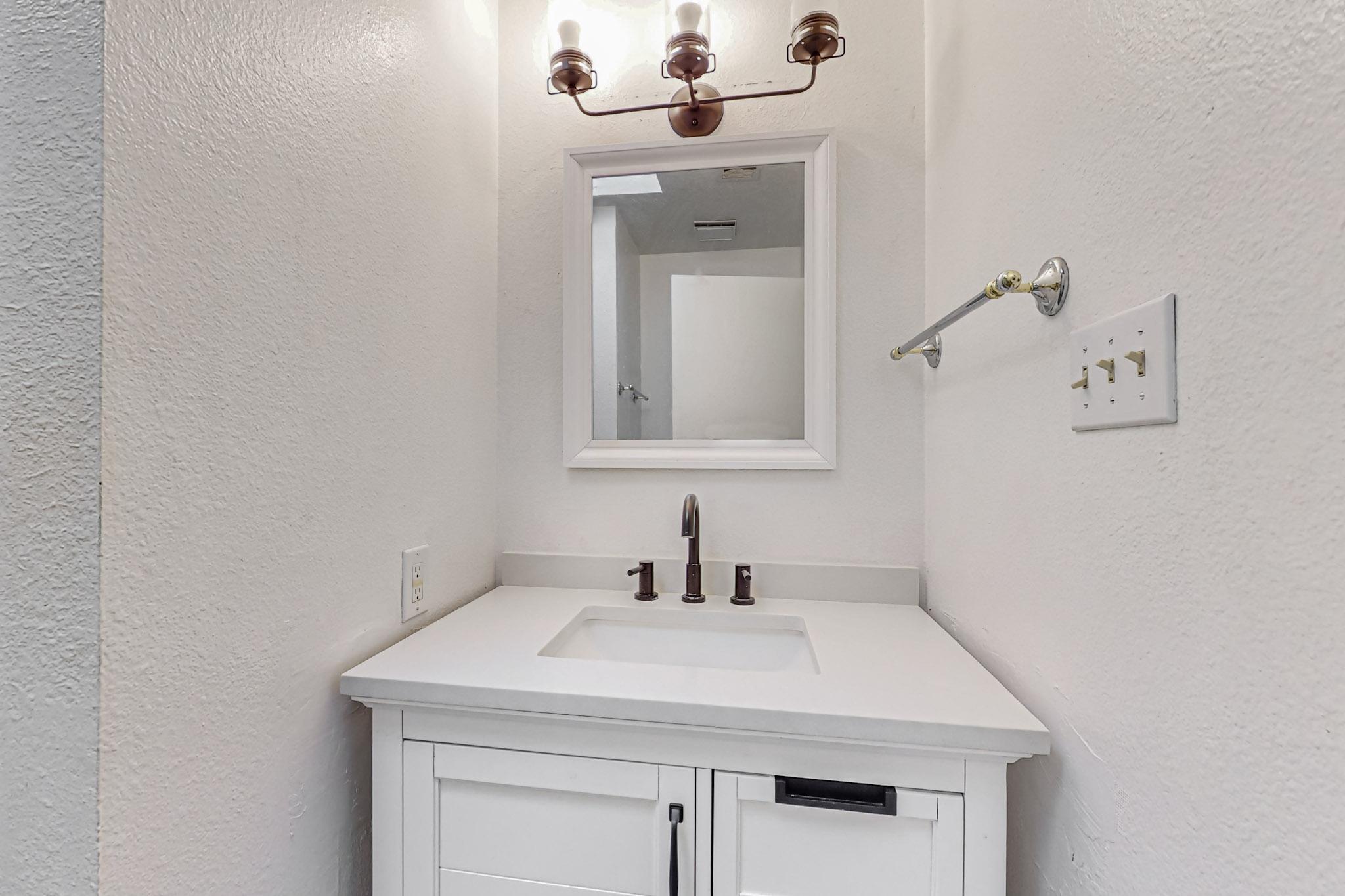 5801 Lowell Street NE 30d