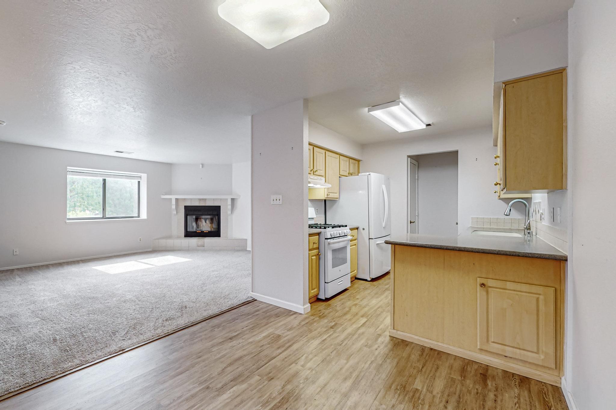 5801 Lowell Street NE 30d