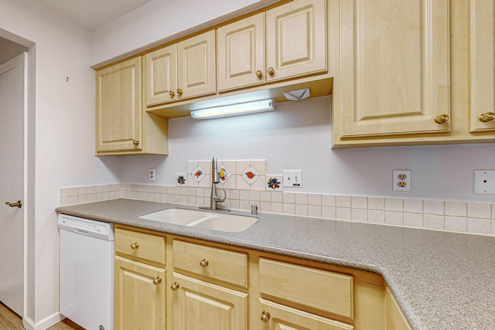 5801 Lowell Street NE 30d