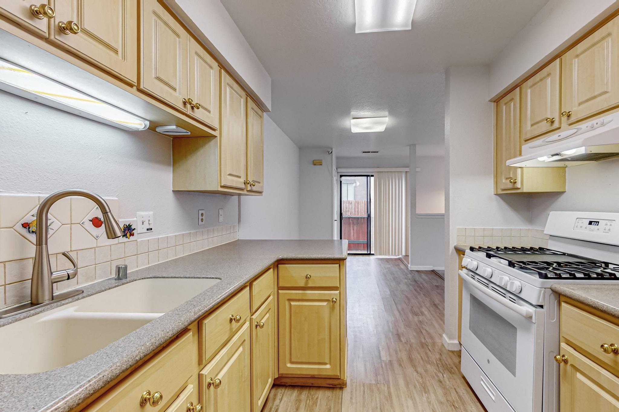 5801 Lowell Street NE 30d