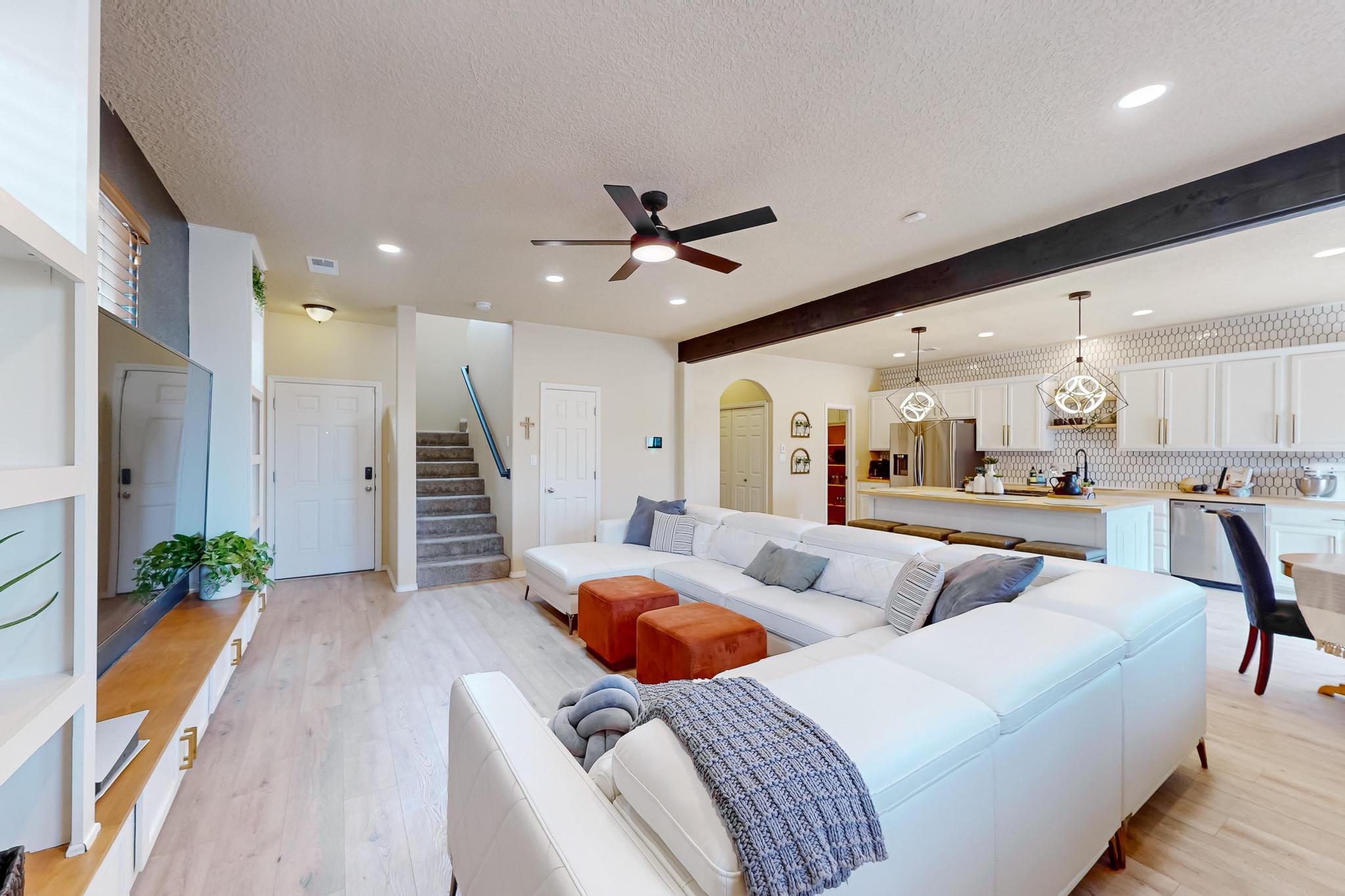 6506 Desert Spirit Road NW