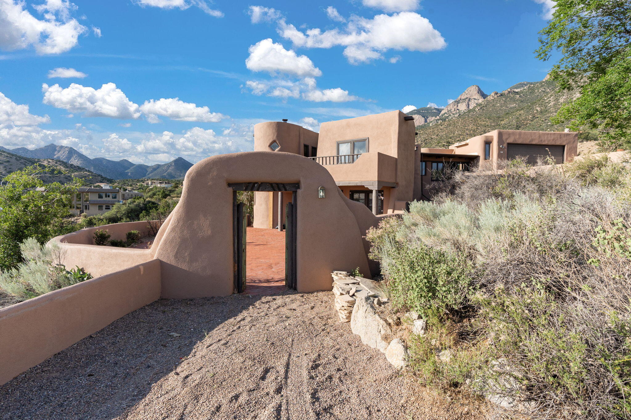 21 Tierra Monte Street NE