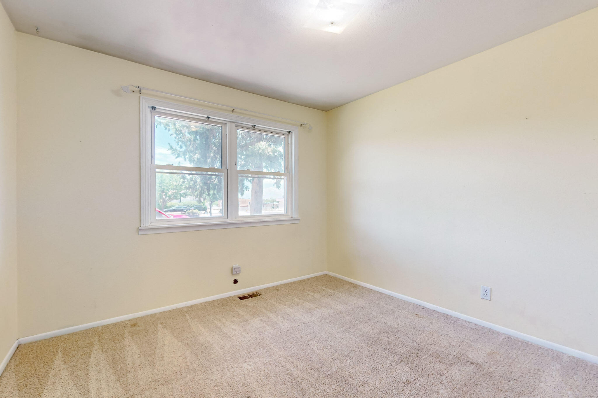 10805 Menaul Boulevard NE