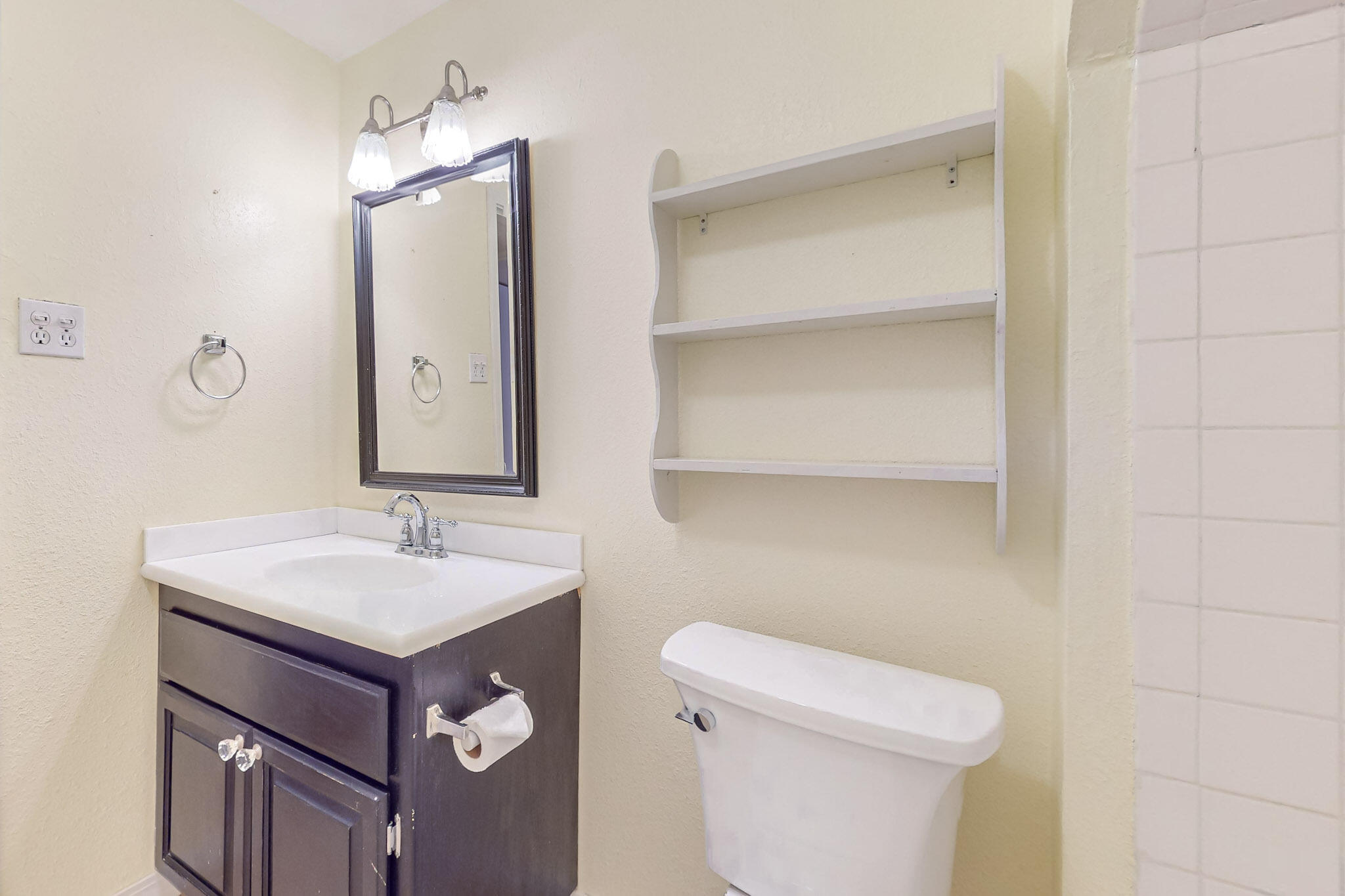 10805 Menaul Boulevard NE