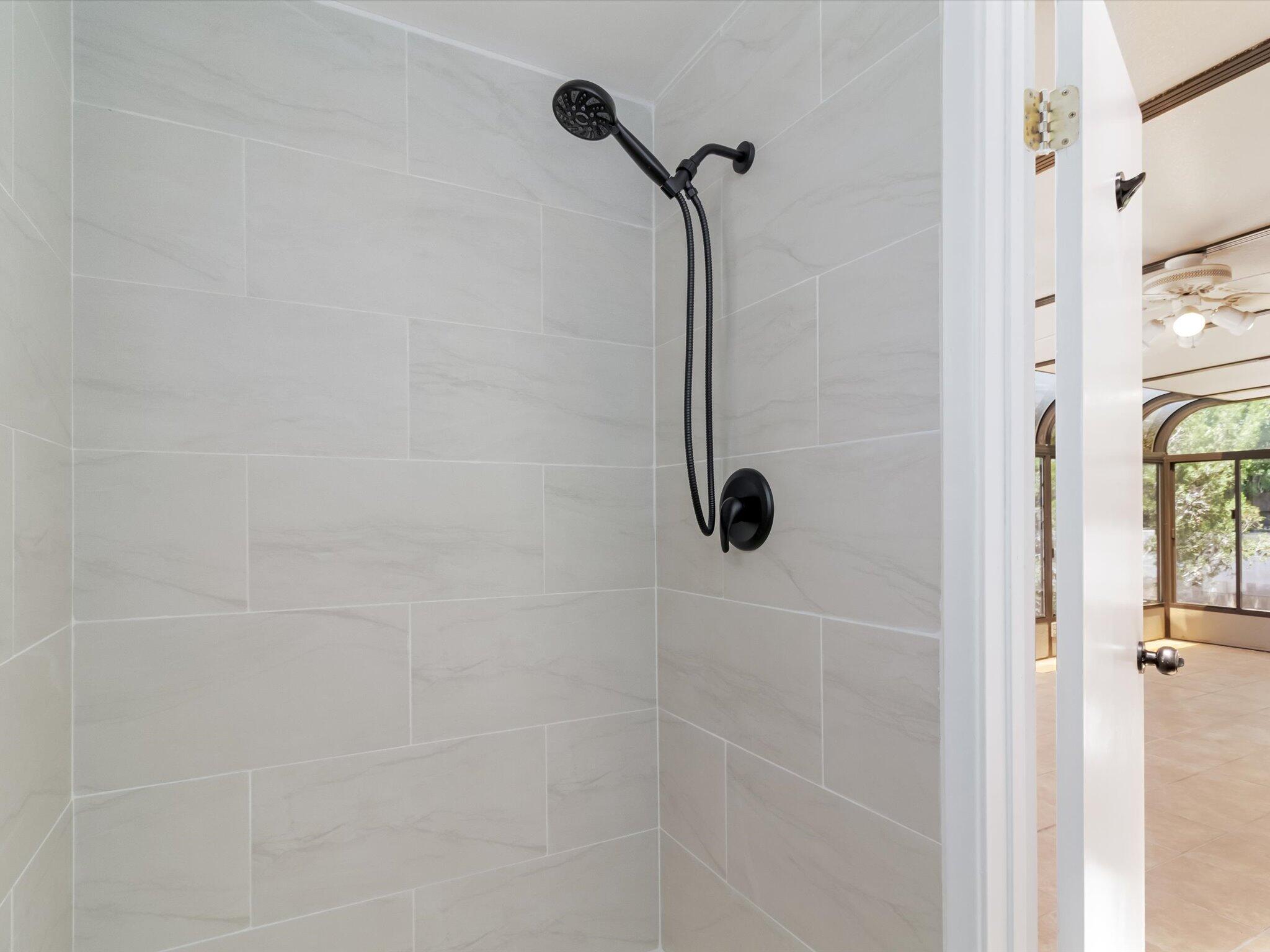 9619 LAGRIMA DE ORO Road NE